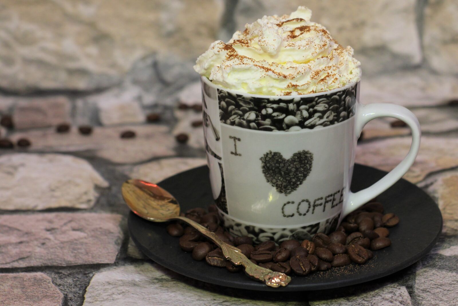 Canon EOS 2000D (EOS Rebel T7 / EOS Kiss X90 / EOS 1500D) sample photo. Coffee, cream, iced coffee photography