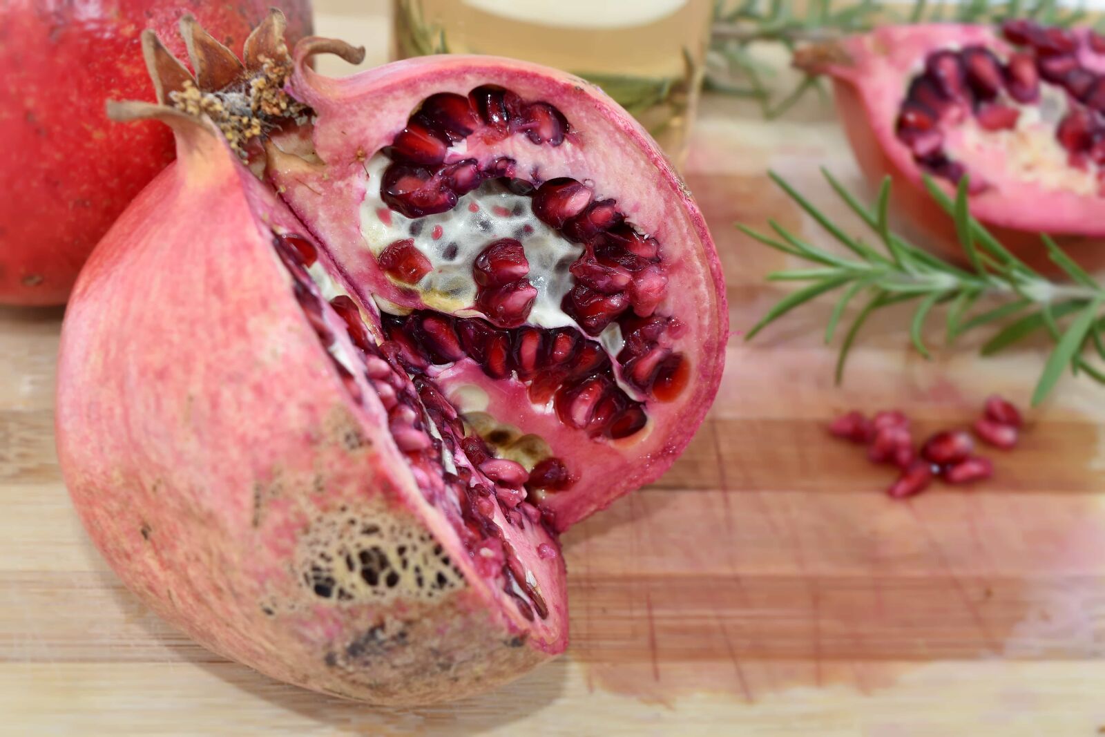 Nikon D5500 sample photo. Breakfast, kitchen table, pomegranate photography