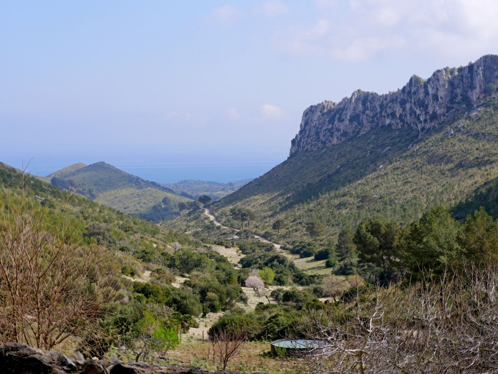 Panasonic Lumix DMC-GX85 (Lumix DMC-GX80 / Lumix DMC-GX7 Mark II) sample photo. Mallorca, landscape, hiking photography