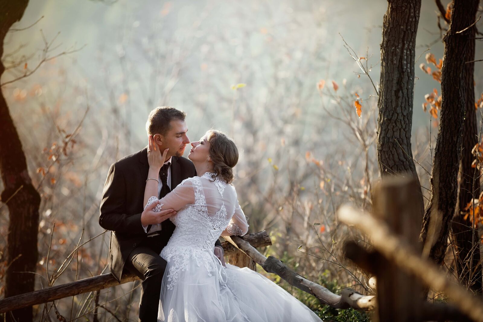 Canon EF 70-200mm F2.8L IS II USM sample photo. Just married, forest, kiss photography