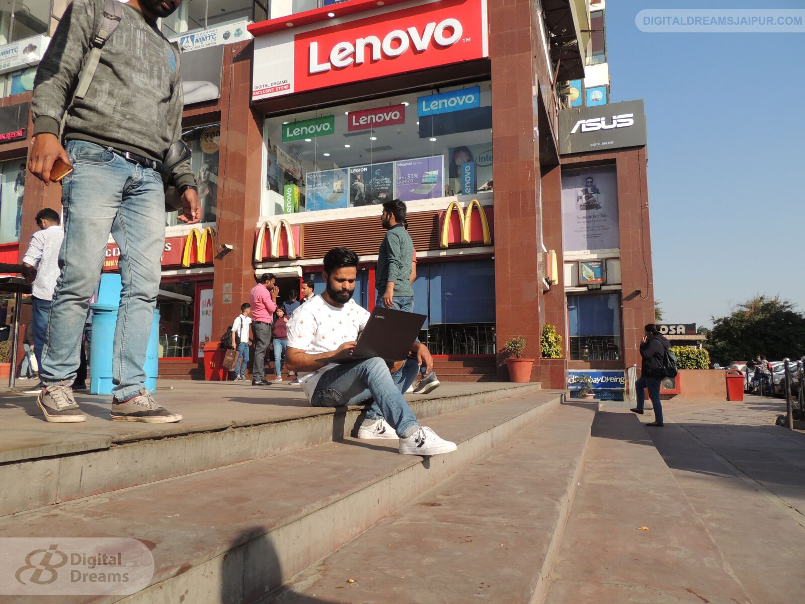 Nikon Coolpix P510 sample photo. Lenovo exclusive store jaipur photography