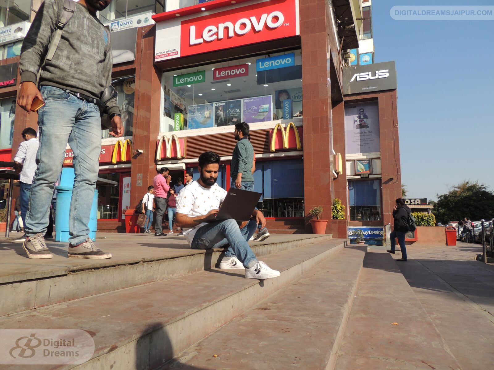 Nikon Coolpix P510 sample photo. Lenovo exclusive store jaipur photography