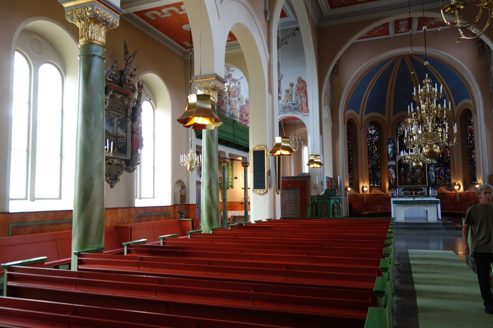 Sony Cyber-shot DSC-RX100 sample photo. Nora kyrka, colorful, rows photography