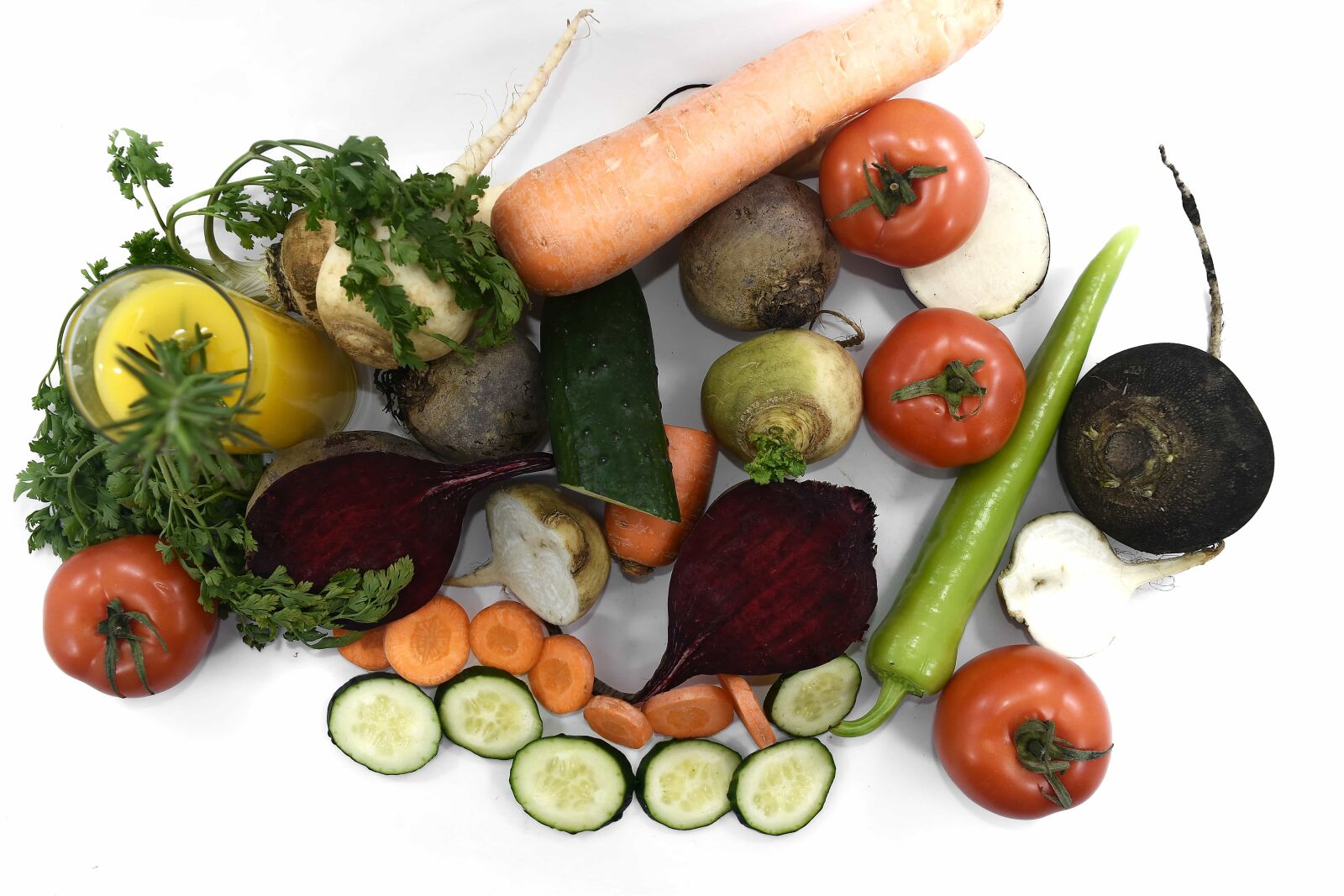Nikon D5500 sample photo. Juice, organic, vegetables, salad photography