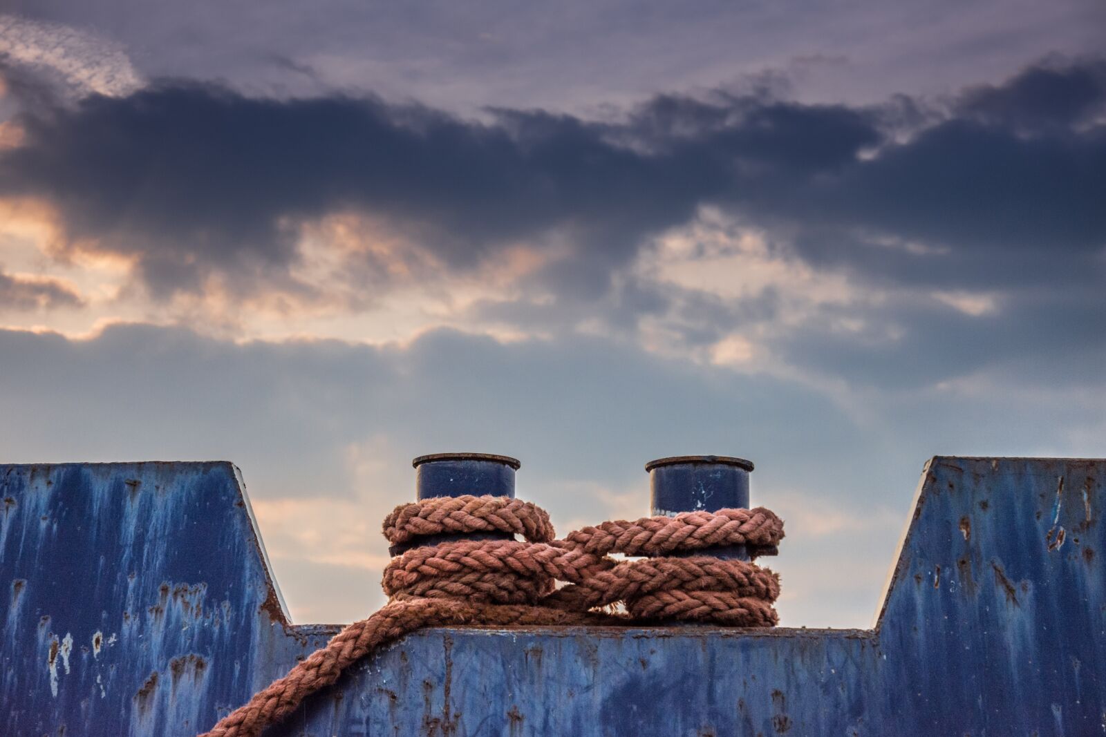 Nikon D7200 sample photo. Ropes, ship, barge photography