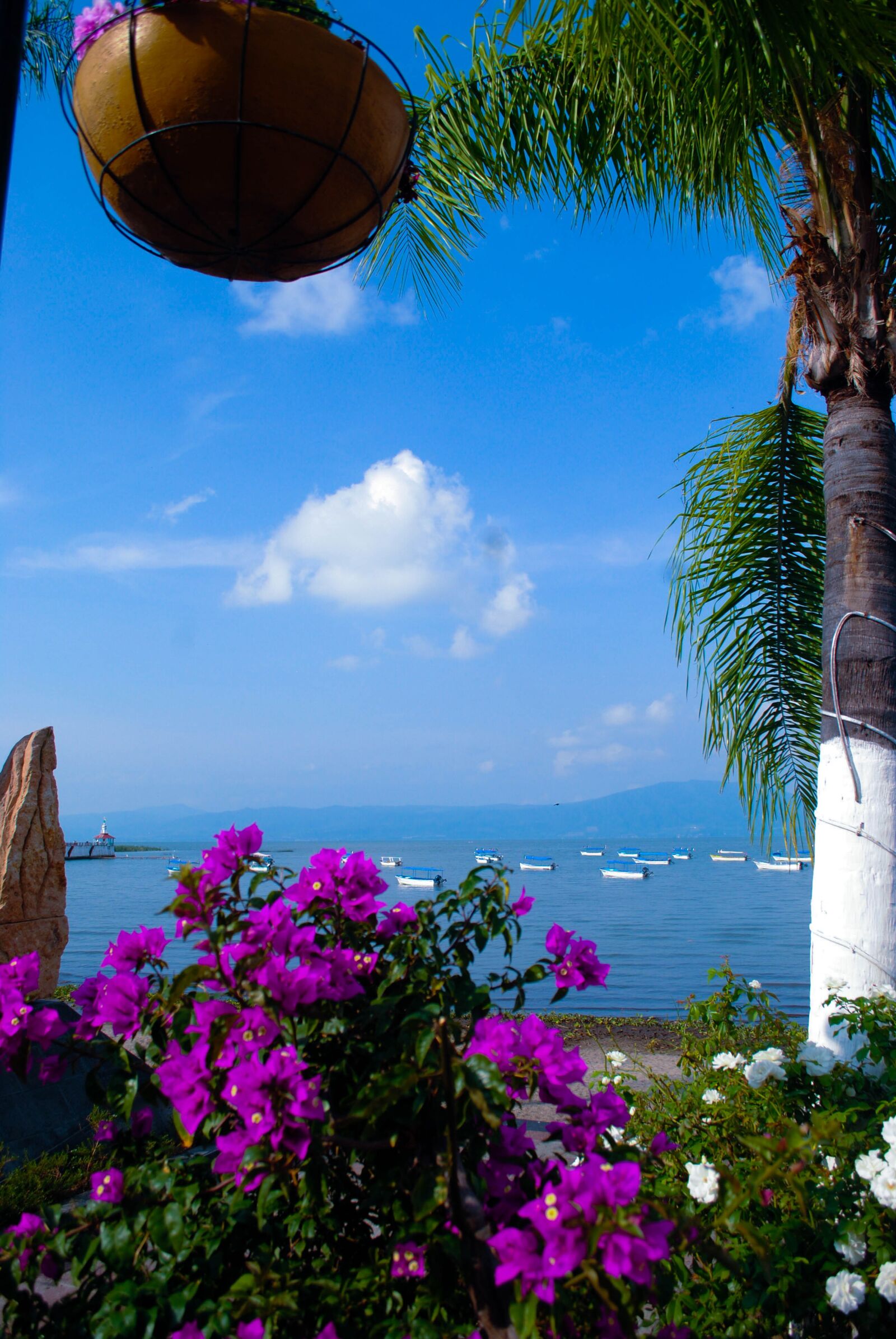 Nikon D3000 sample photo. Lake, blue, sky photography