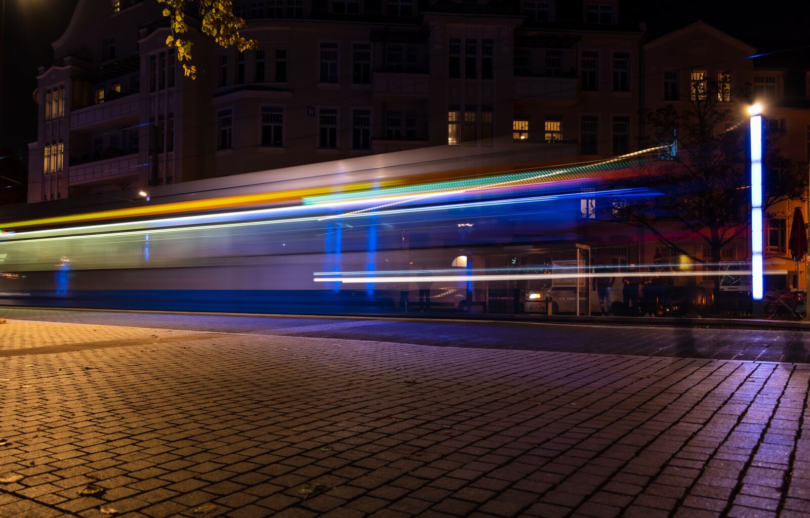 Nikon D5600 sample photo. Tram, tram stop, transport photography