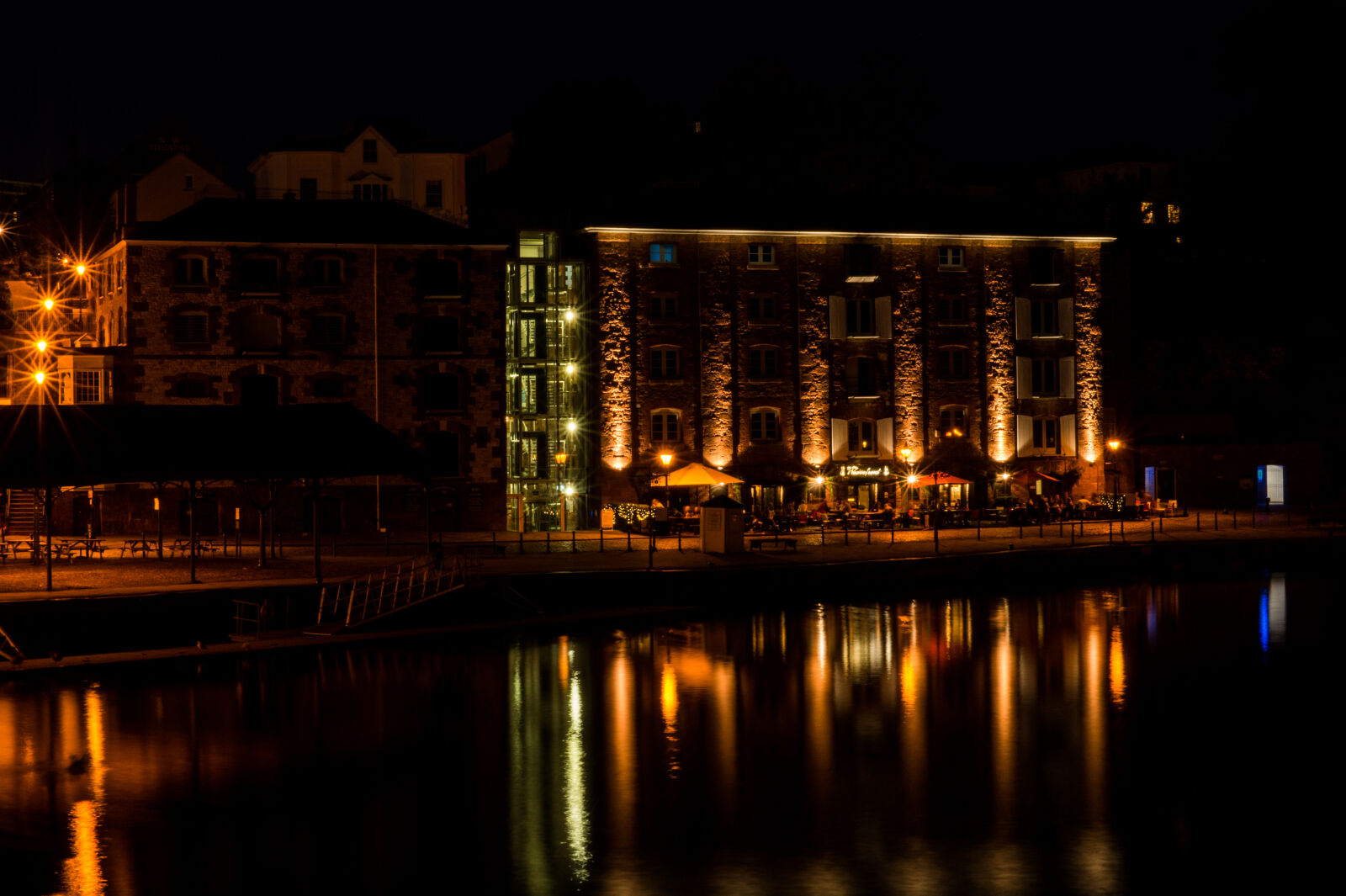 Sony DT 35mm F1.8 SAM sample photo. Lights, night, reflections photography