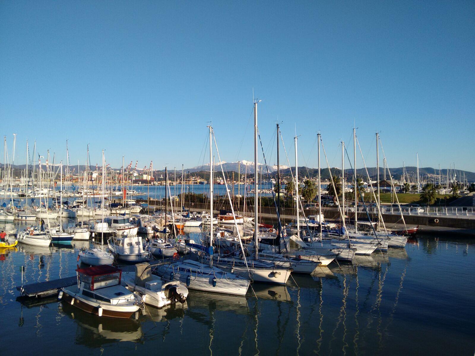 Motorola Moto G (2nd Gen) sample photo. Boats, boat, sea photography