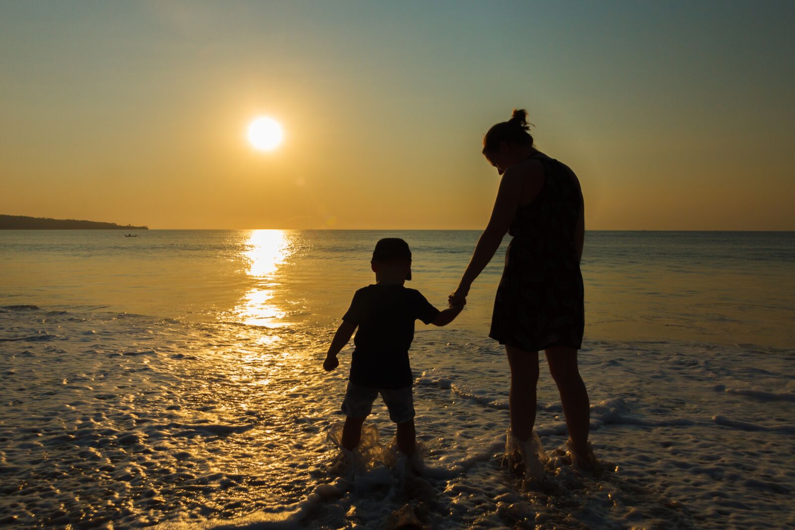 Canon EOS 7D sample photo. Sunset, sea, beach photography