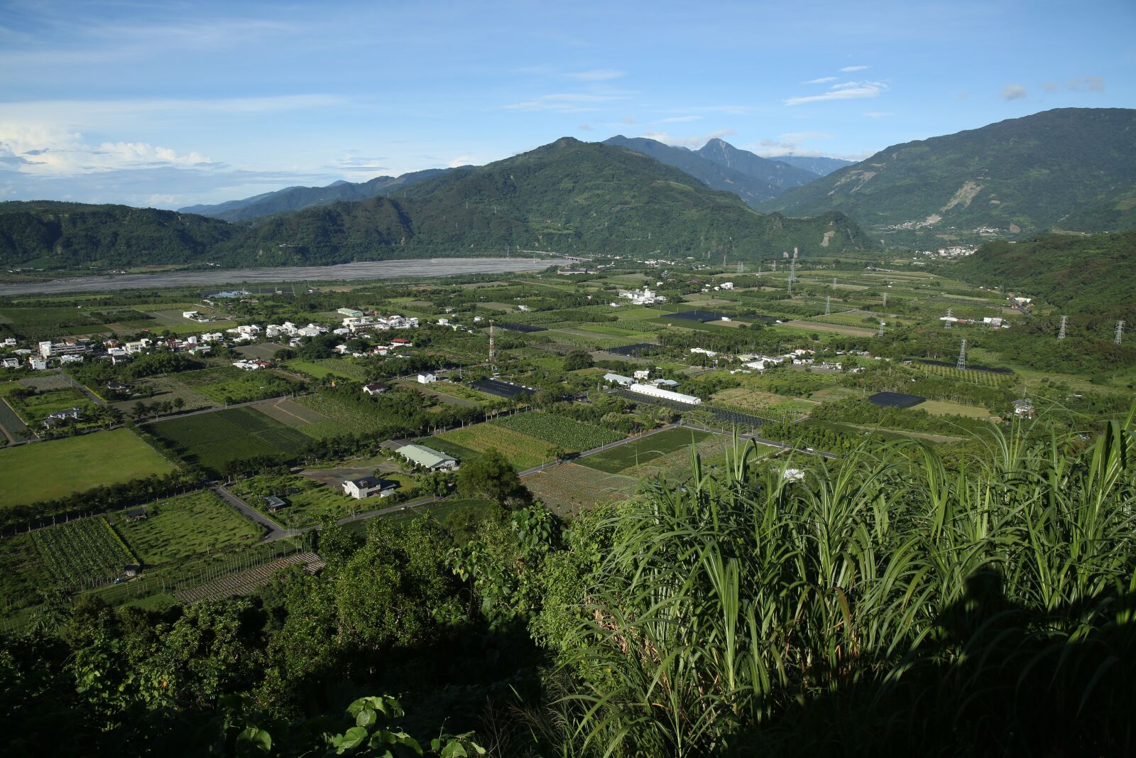 Canon EF 24-105mm F3.5-5.6 IS STM sample photo. Landscape, rural, light photography
