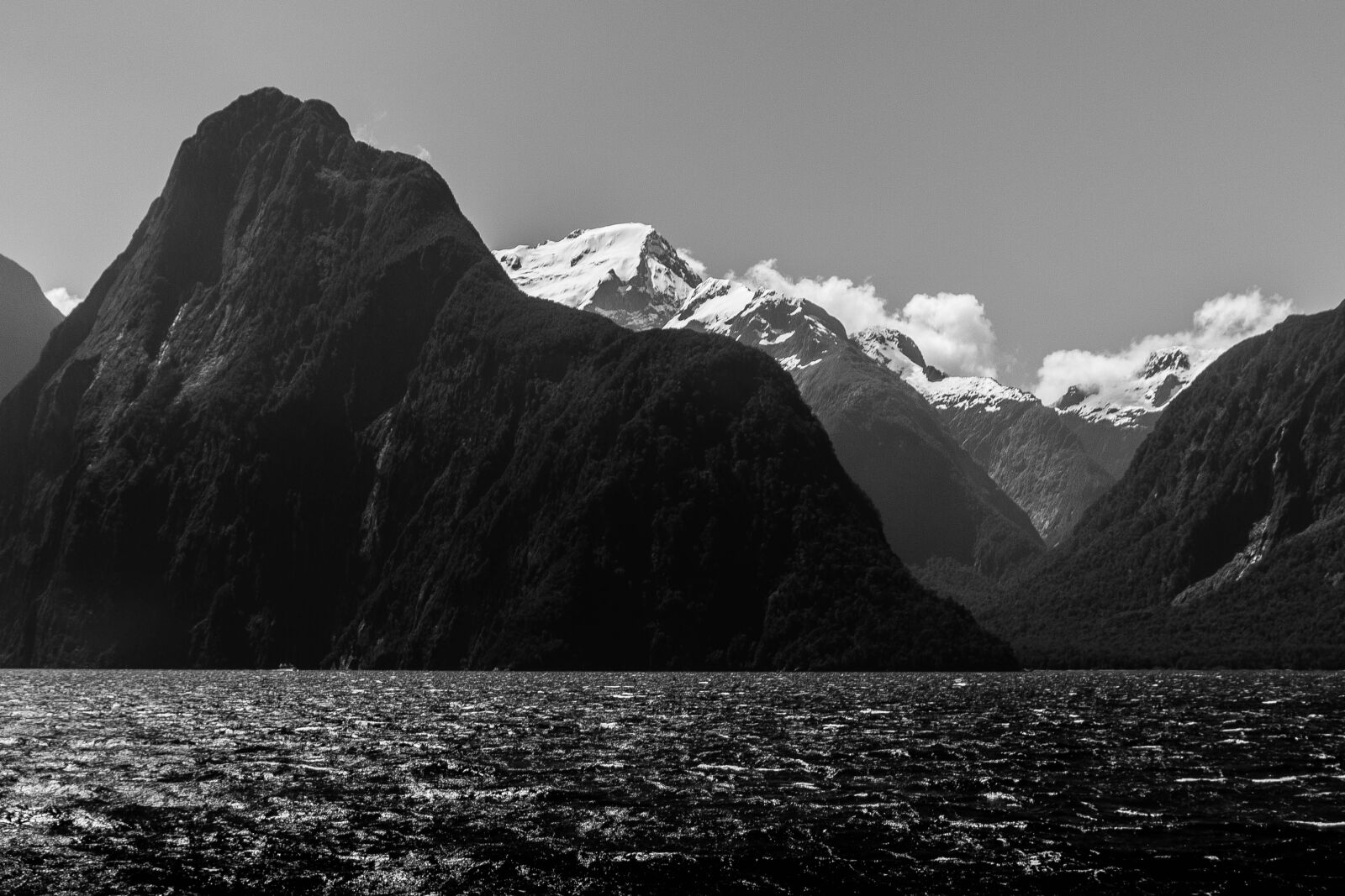 Canon EOS 60D + Canon EF-S 17-55mm F2.8 IS USM sample photo. Coast, milford, sound, mountains photography