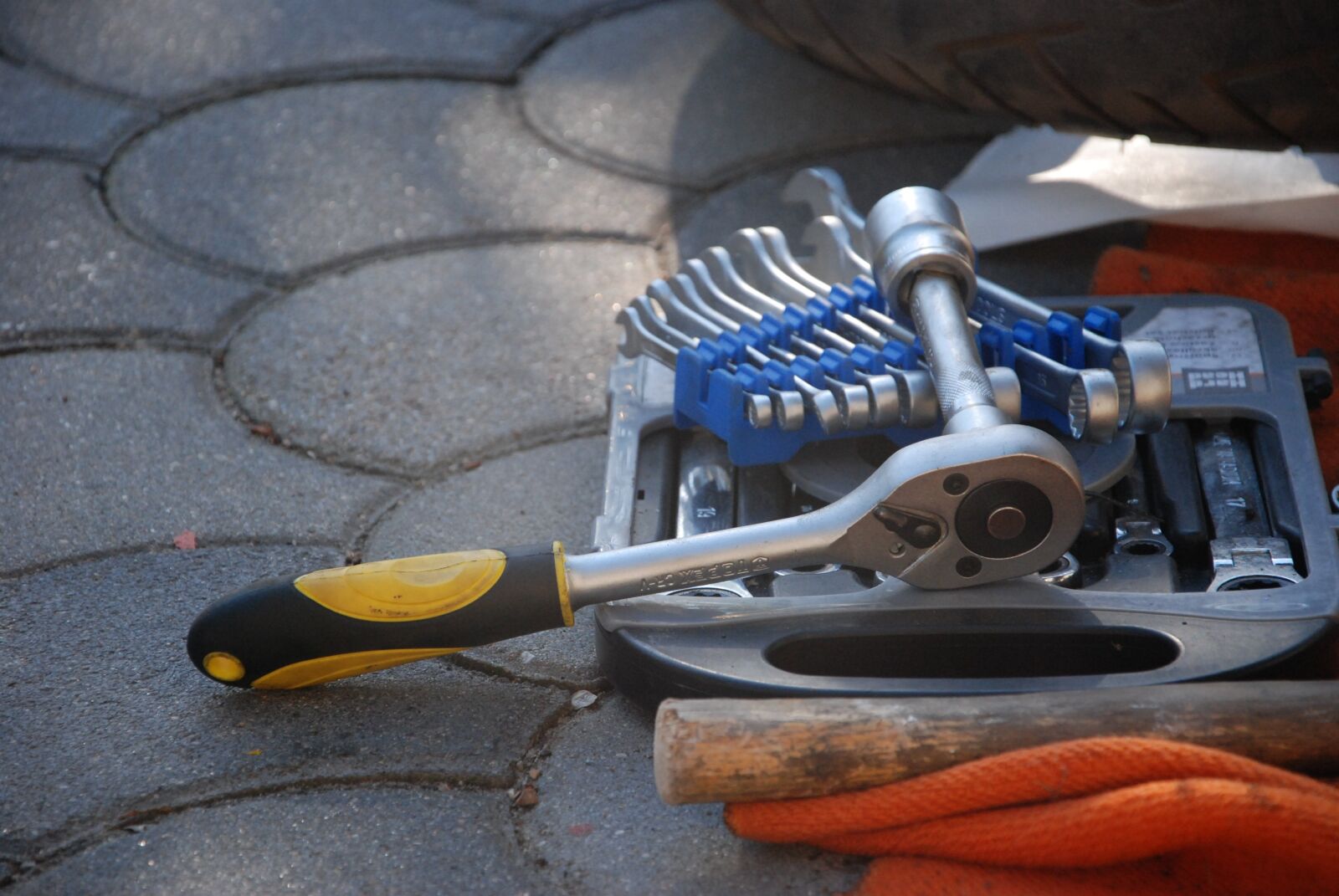 Nikon D80 sample photo. Tools, tool, key photography