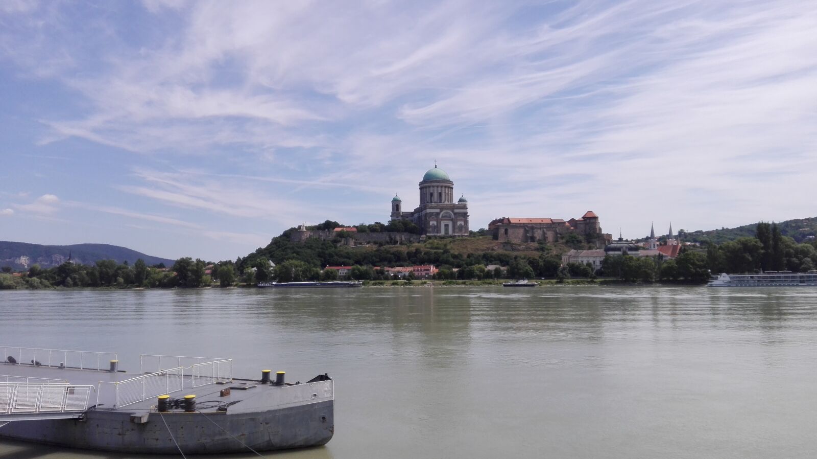 HUAWEI P8 Lite sample photo. Esztergom, danube, church photography