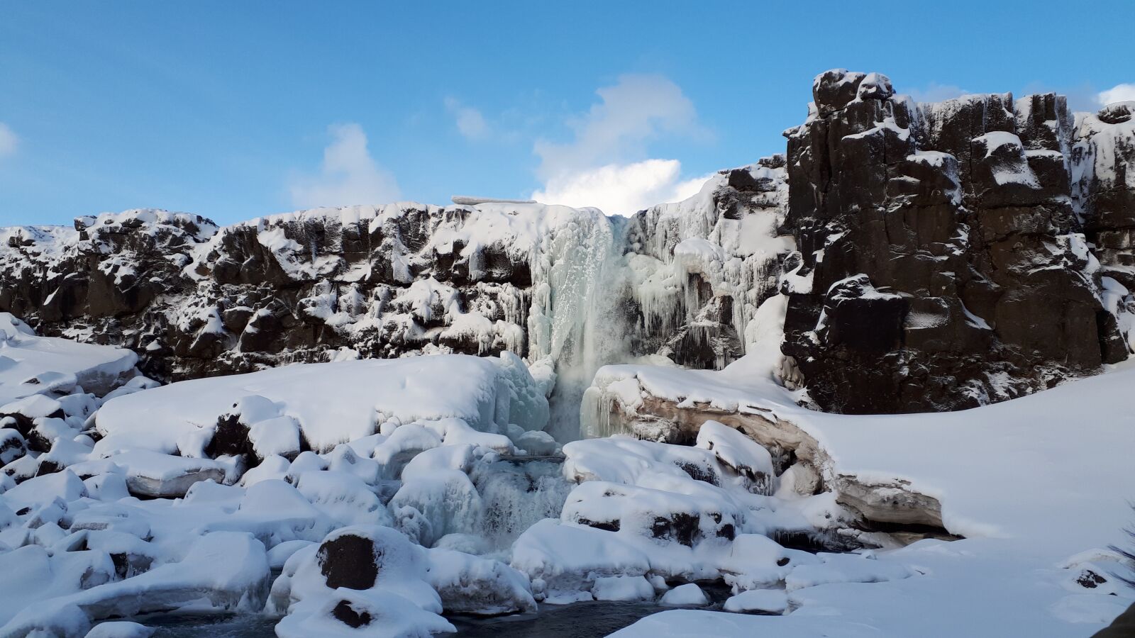 Samsung Galaxy A5(2017) sample photo. Iceland, cascade, fall photography