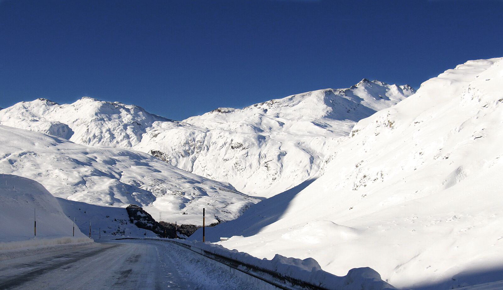 Canon EOS 100D (EOS Rebel SL1 / EOS Kiss X7) sample photo. Snow, mountain, glacier photography