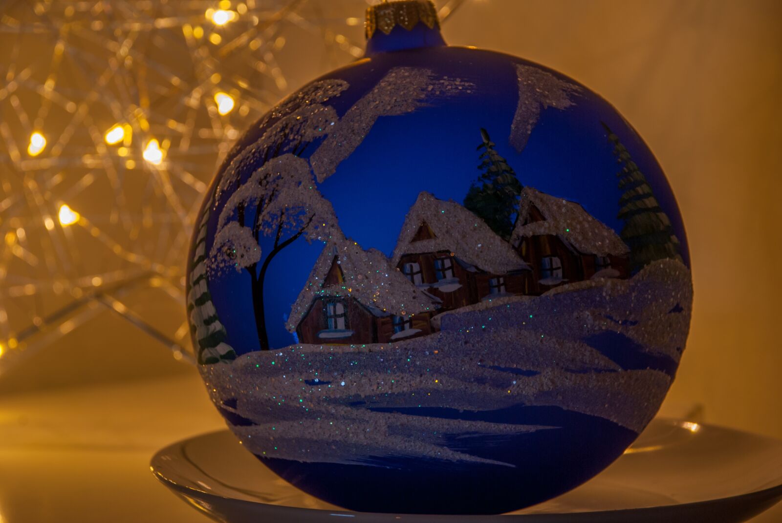 Nikon D80 sample photo. Holidays, bauble, christmas photography