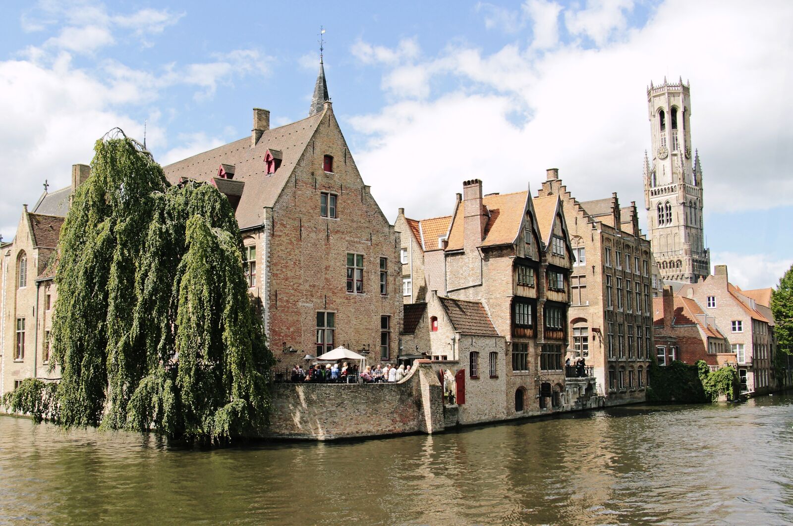 Canon EOS 100D (EOS Rebel SL1 / EOS Kiss X7) sample photo. Belfry, tower, bruges photography