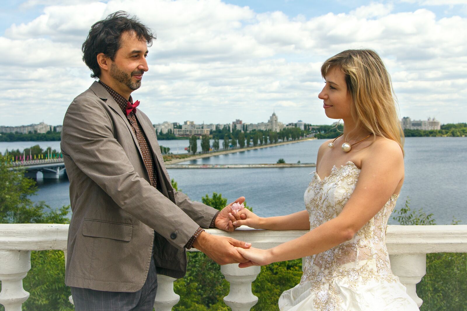 Canon EOS 60D sample photo. Wedding, couple, just married photography