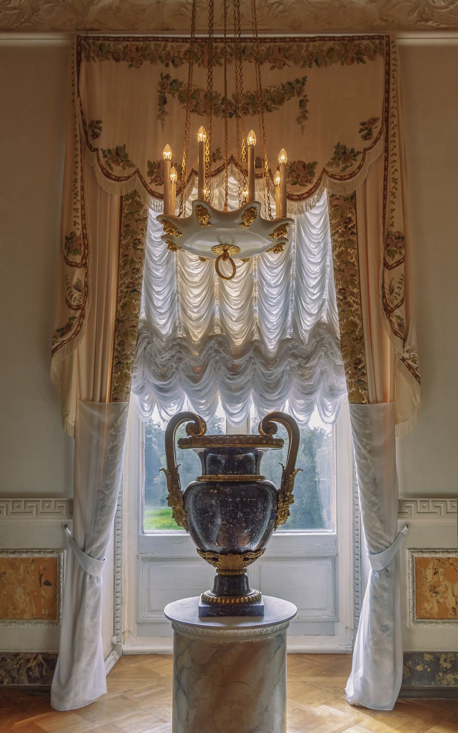 Canon EF-S 18-200mm F3.5-5.6 IS sample photo. Palace, museum, pavlovsk photography
