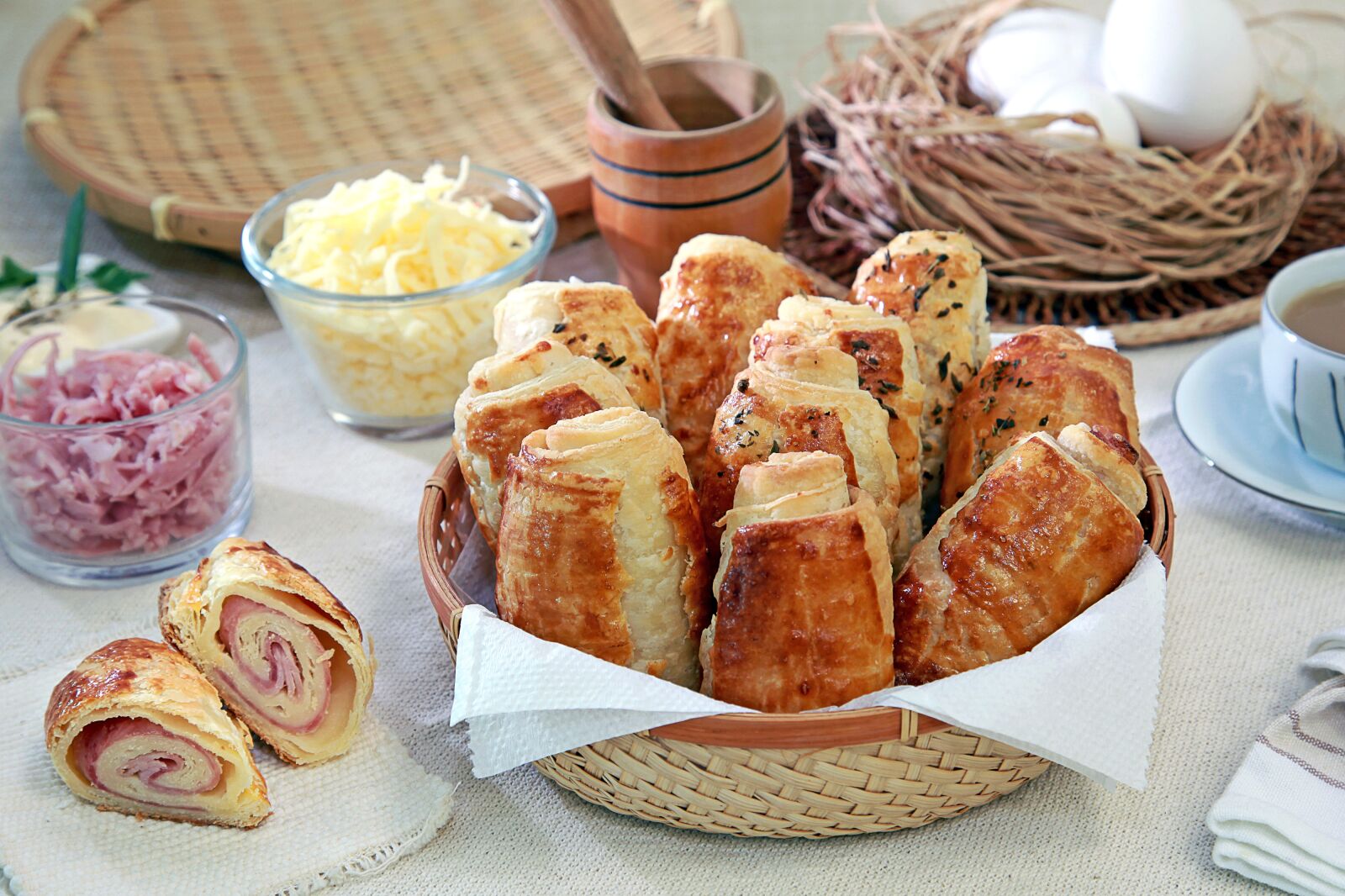 Canon EOS 5D Mark II sample photo. Bread, salted, food photography