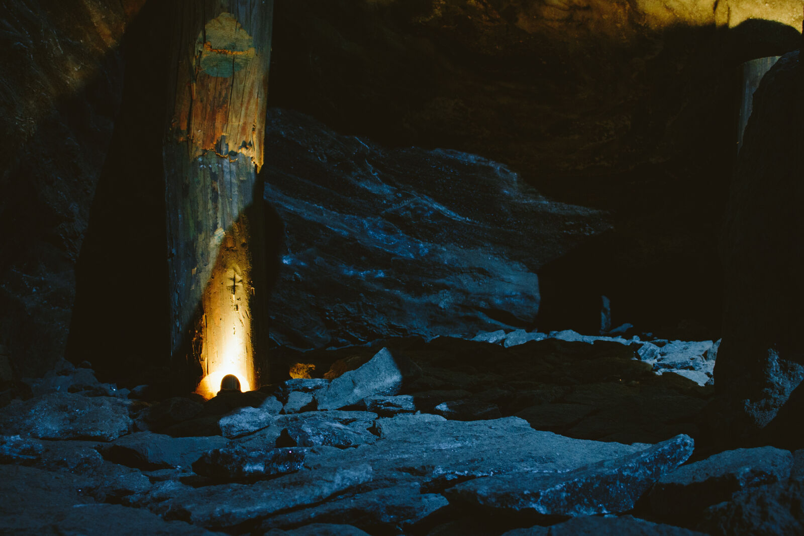 Canon EOS 700D (EOS Rebel T5i / EOS Kiss X7i) sample photo. Dark, light, poland, rocks photography