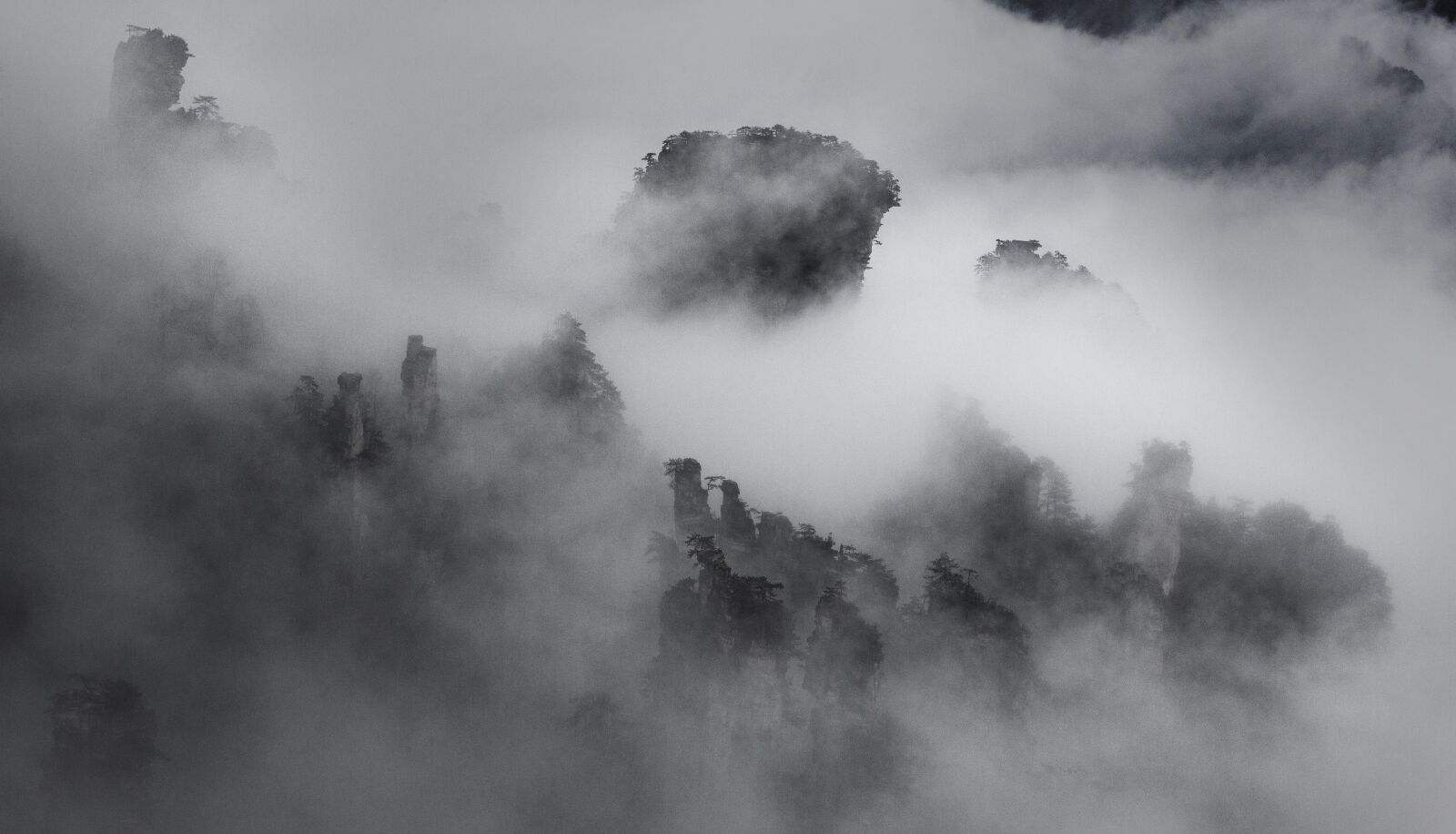 Canon EOS 5D Mark III sample photo. Huangshan, fog, ink photography