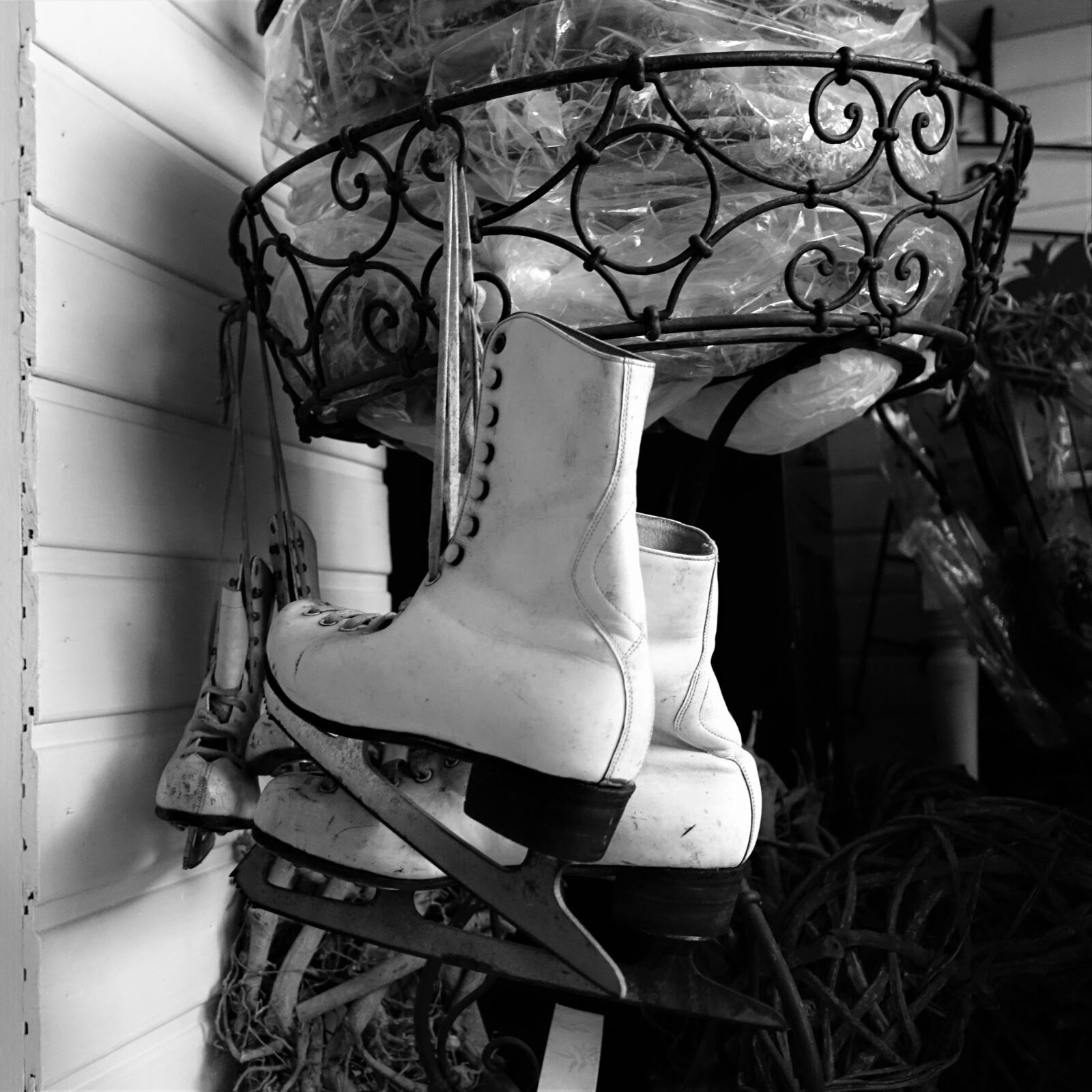 Sony Cyber-shot DSC-RX100 IV sample photo. Vintage skates, black white photography