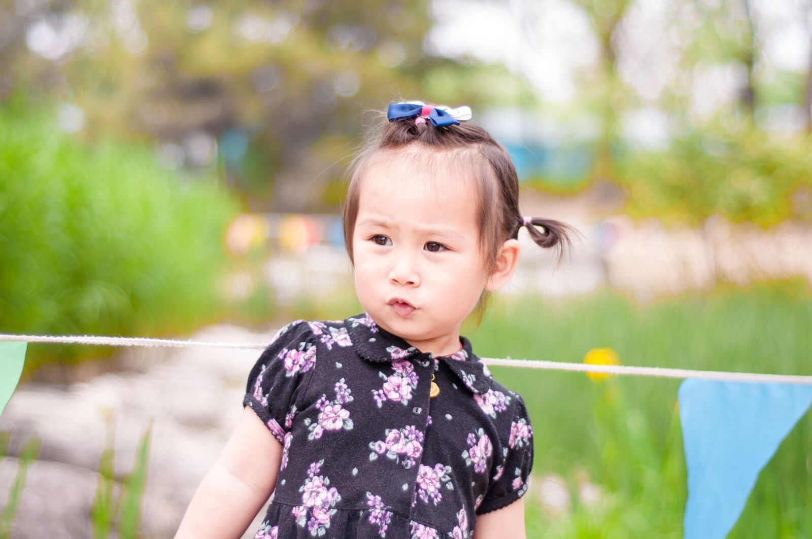 Nikon D90 sample photo. Grassland, joy, baby photography