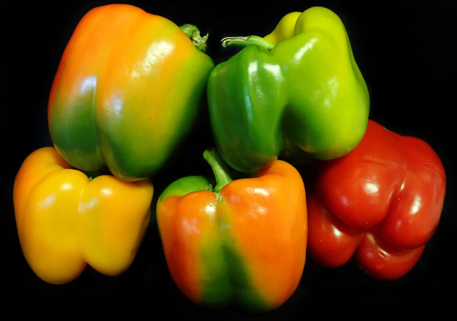 Olympus TG-5 sample photo. Vegetables, capsicum, healthy photography