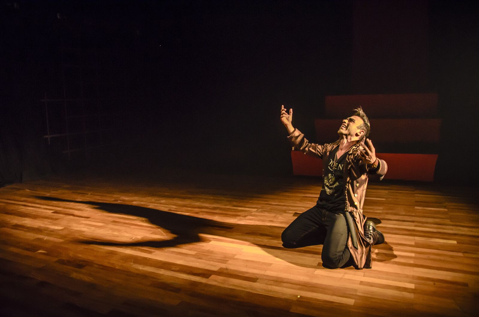 Nikon D7000 sample photo. People, adult, performance photography