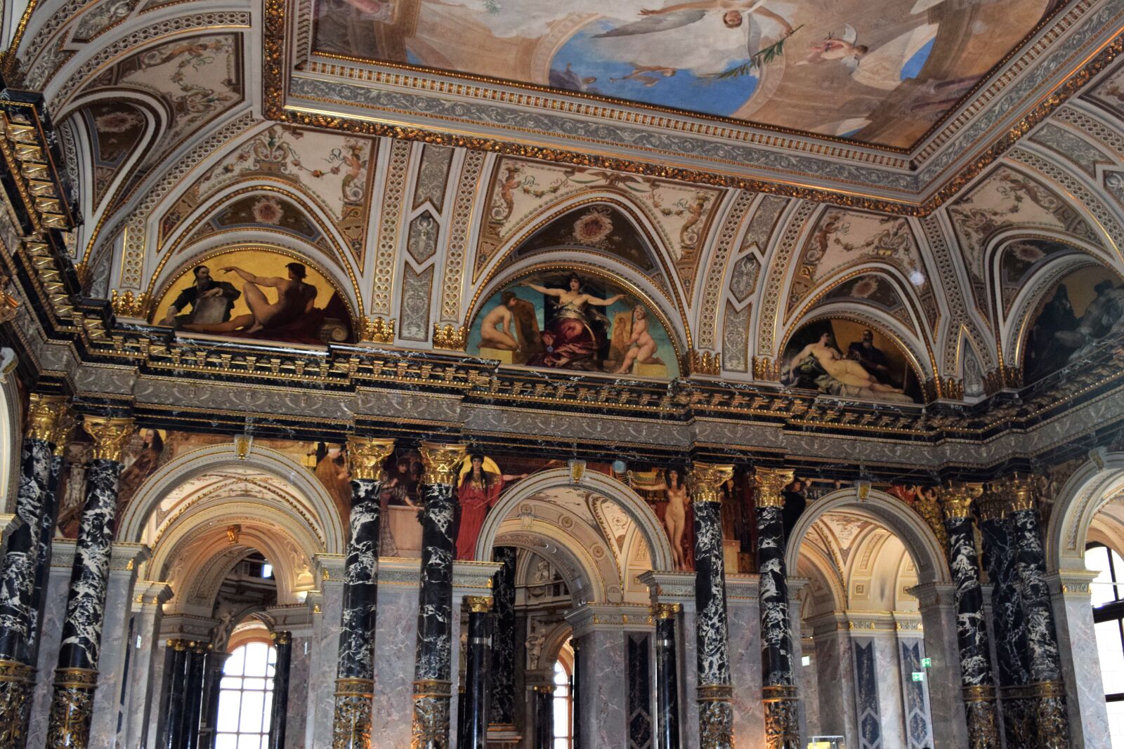 Nikon D3300 sample photo. Mural, klimt, vienna photography