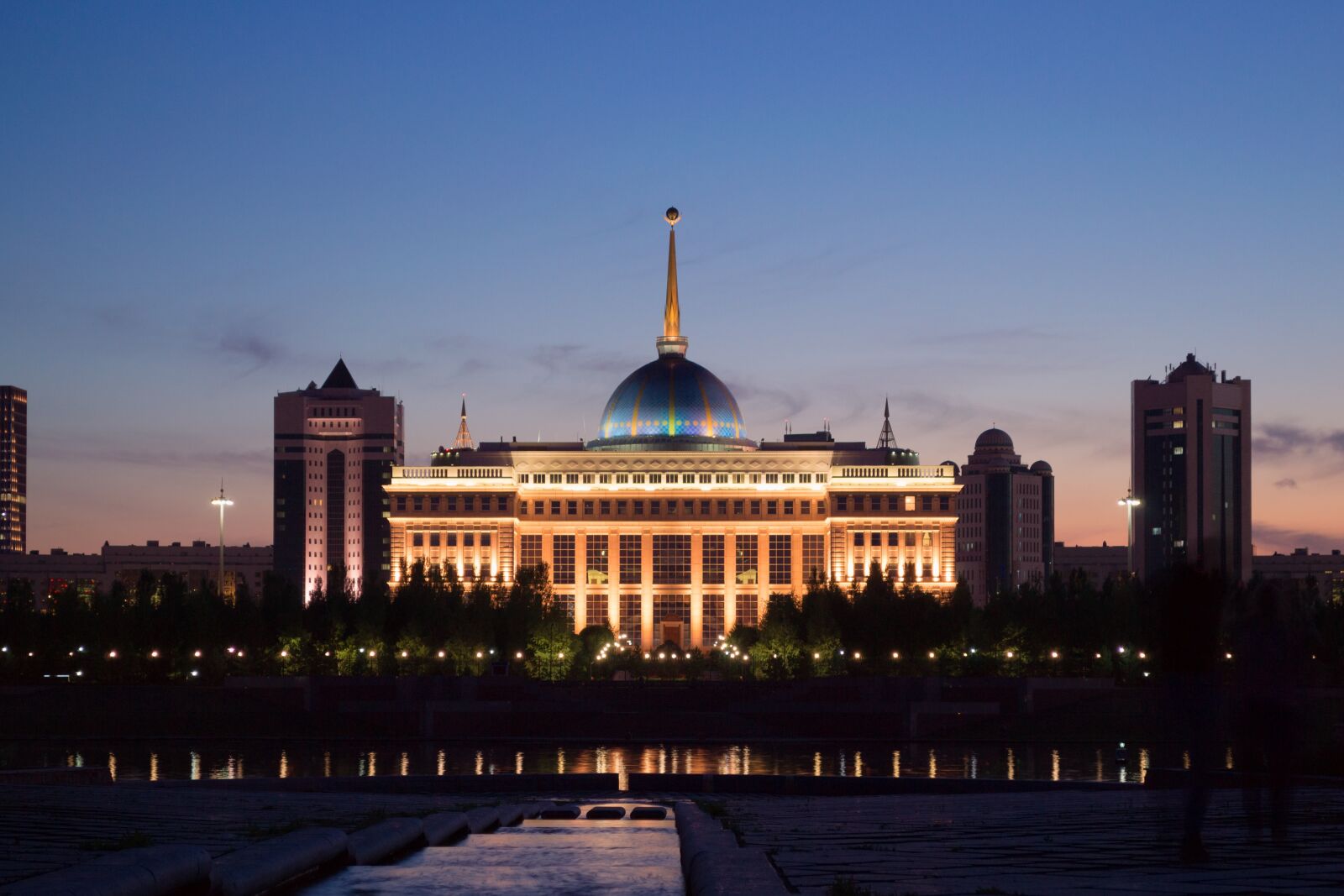 Nikon D3100 sample photo. Architecture, building, capital photography