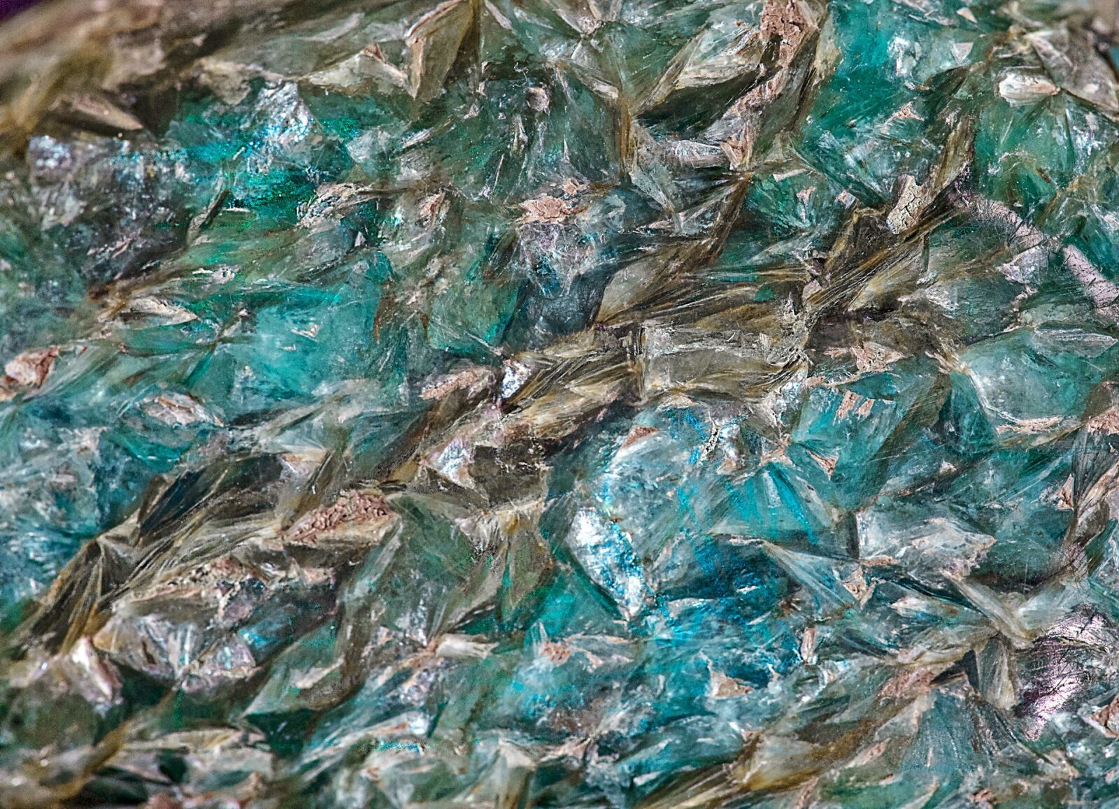 Canon EOS 5D Mark III sample photo. Kyanite, crystal, mineral photography