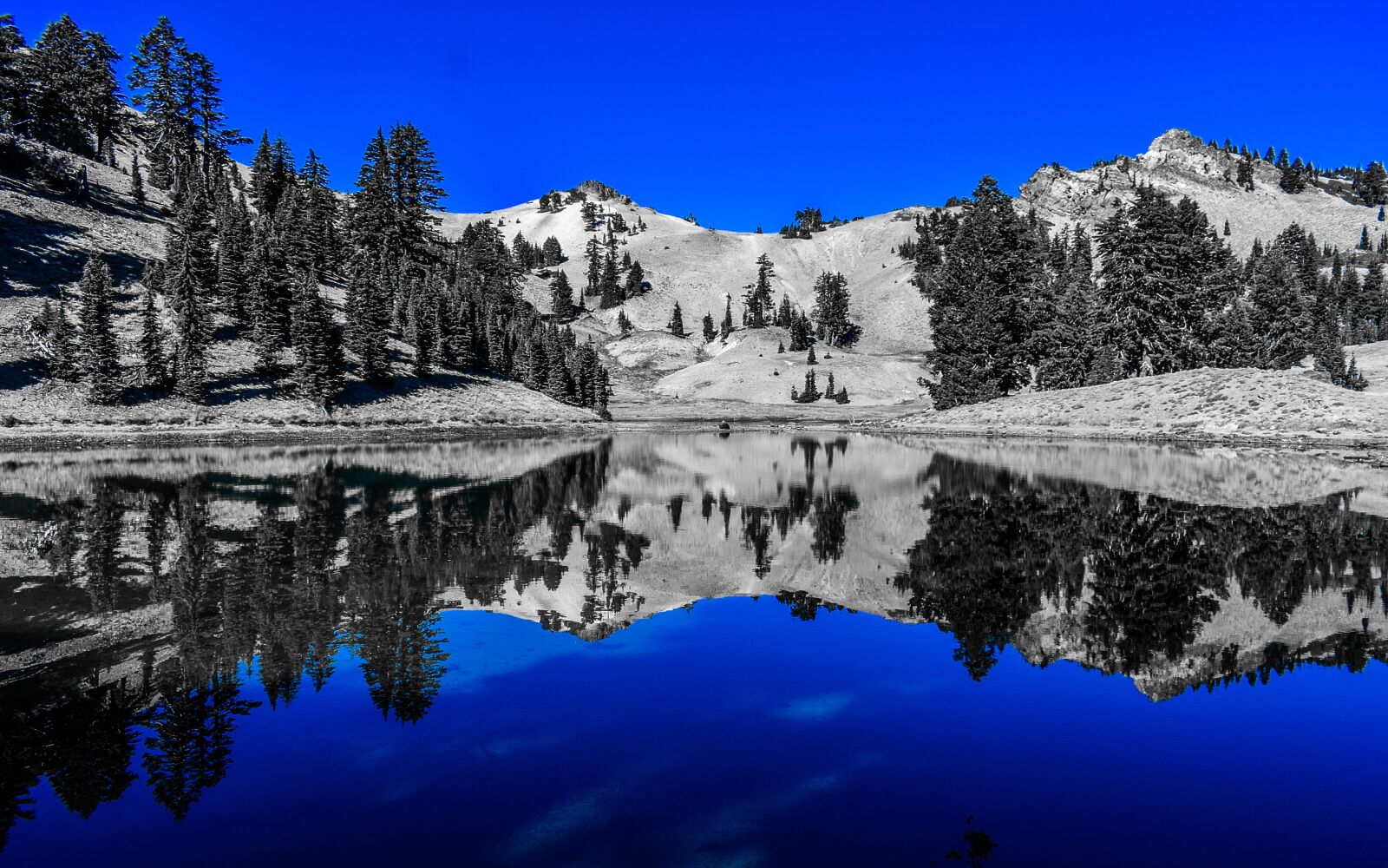 Nikon D3400 sample photo. Lake, mirror, blue photography
