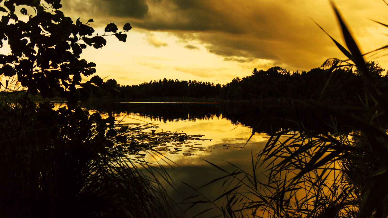 Canon EOS 650D (EOS Rebel T4i / EOS Kiss X6i) sample photo. Sunset, schreckensee, water photography