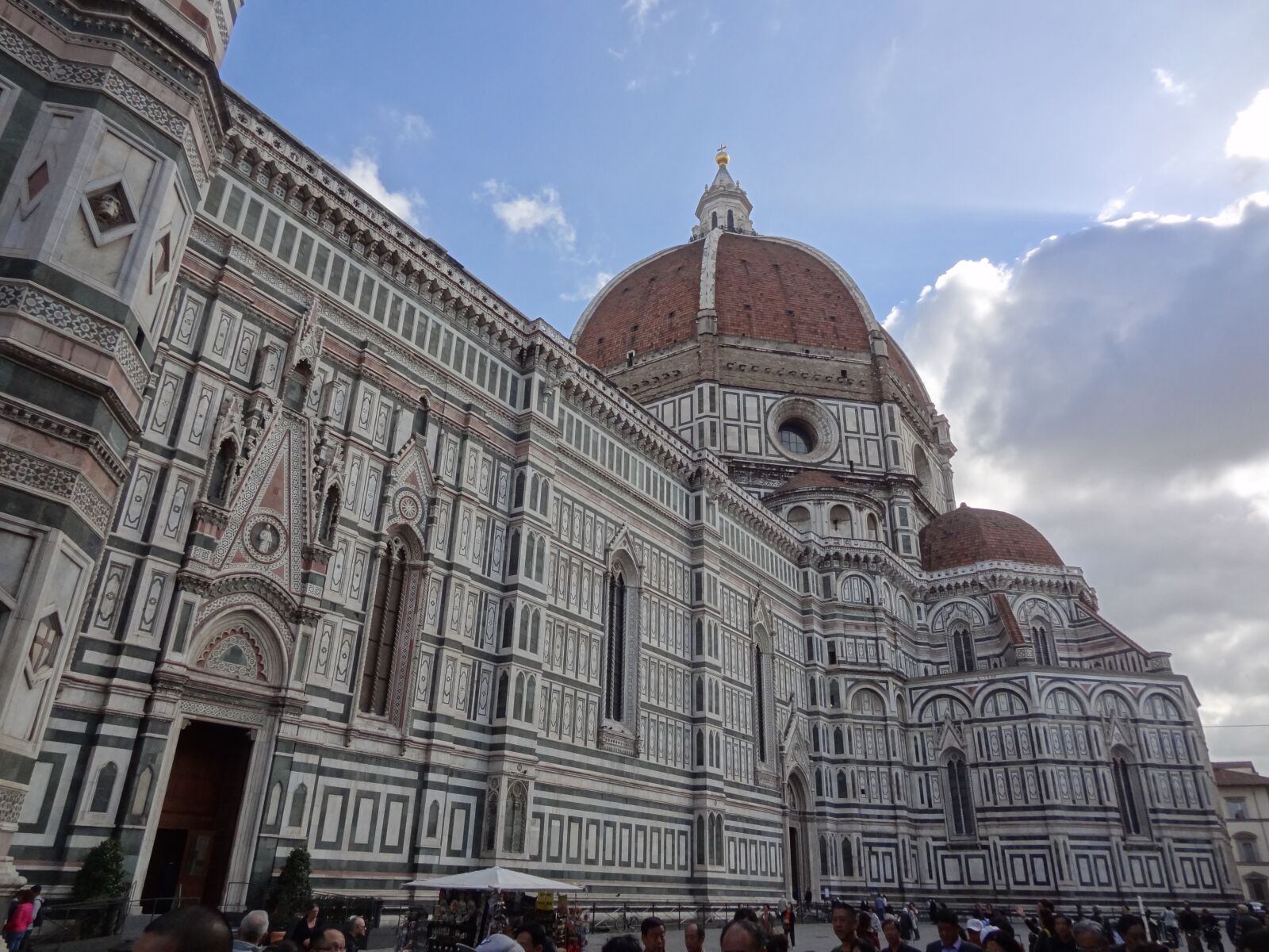 Sony Cyber-shot DSC-HX9V sample photo. Florence, cathedral, santa photography