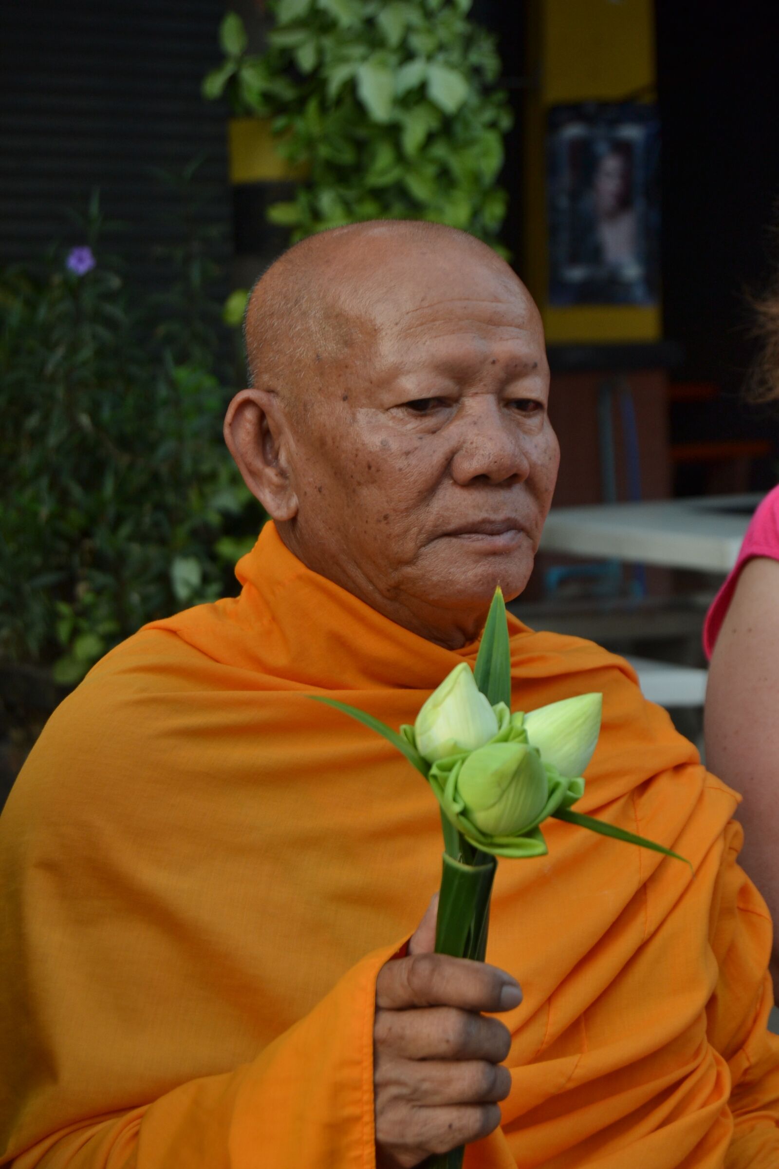 Nikon D3100 sample photo. Monk, buddhist monk, buddhism photography