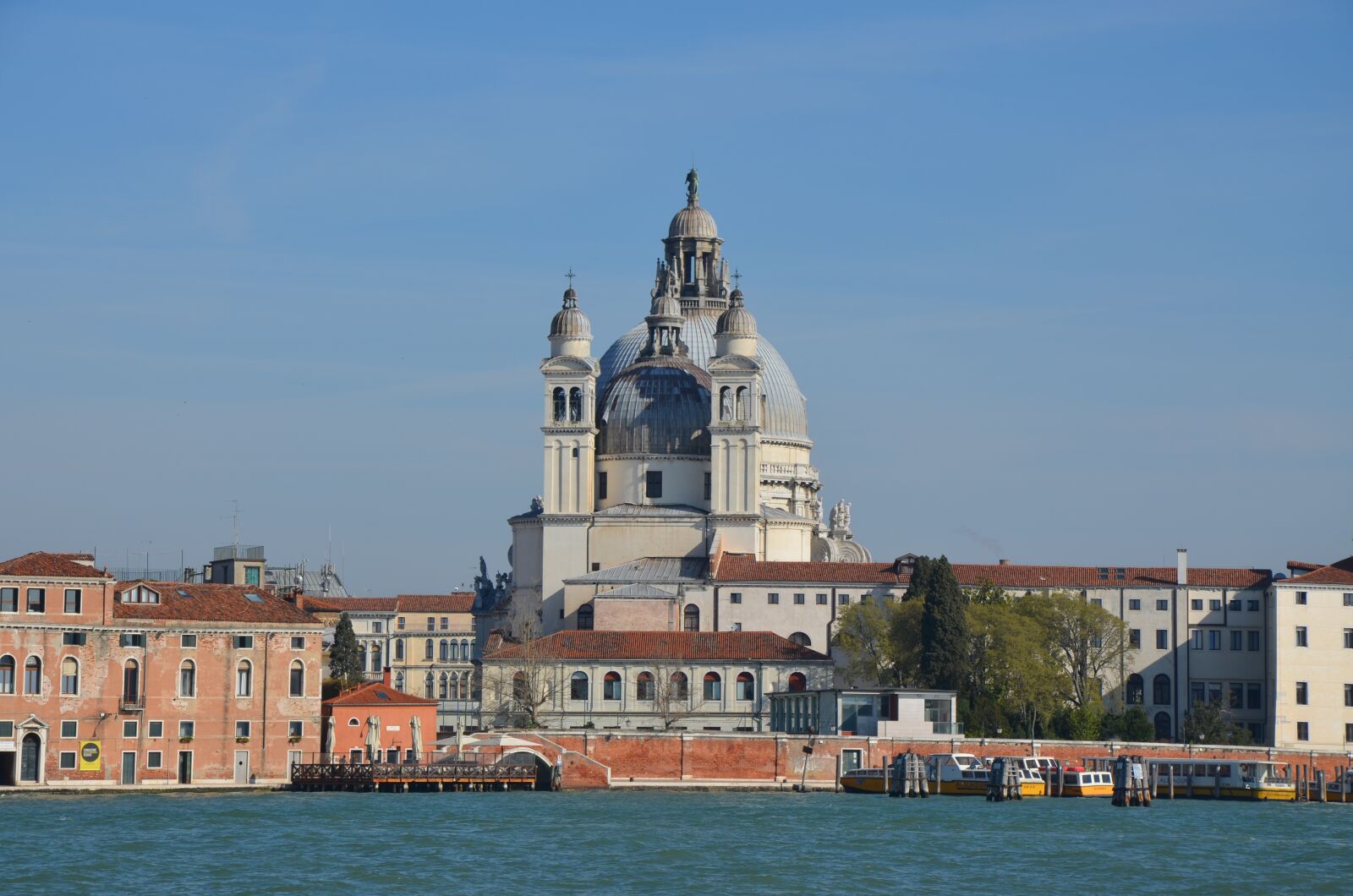 Nikon D5100 sample photo. Architecture, travel, water photography