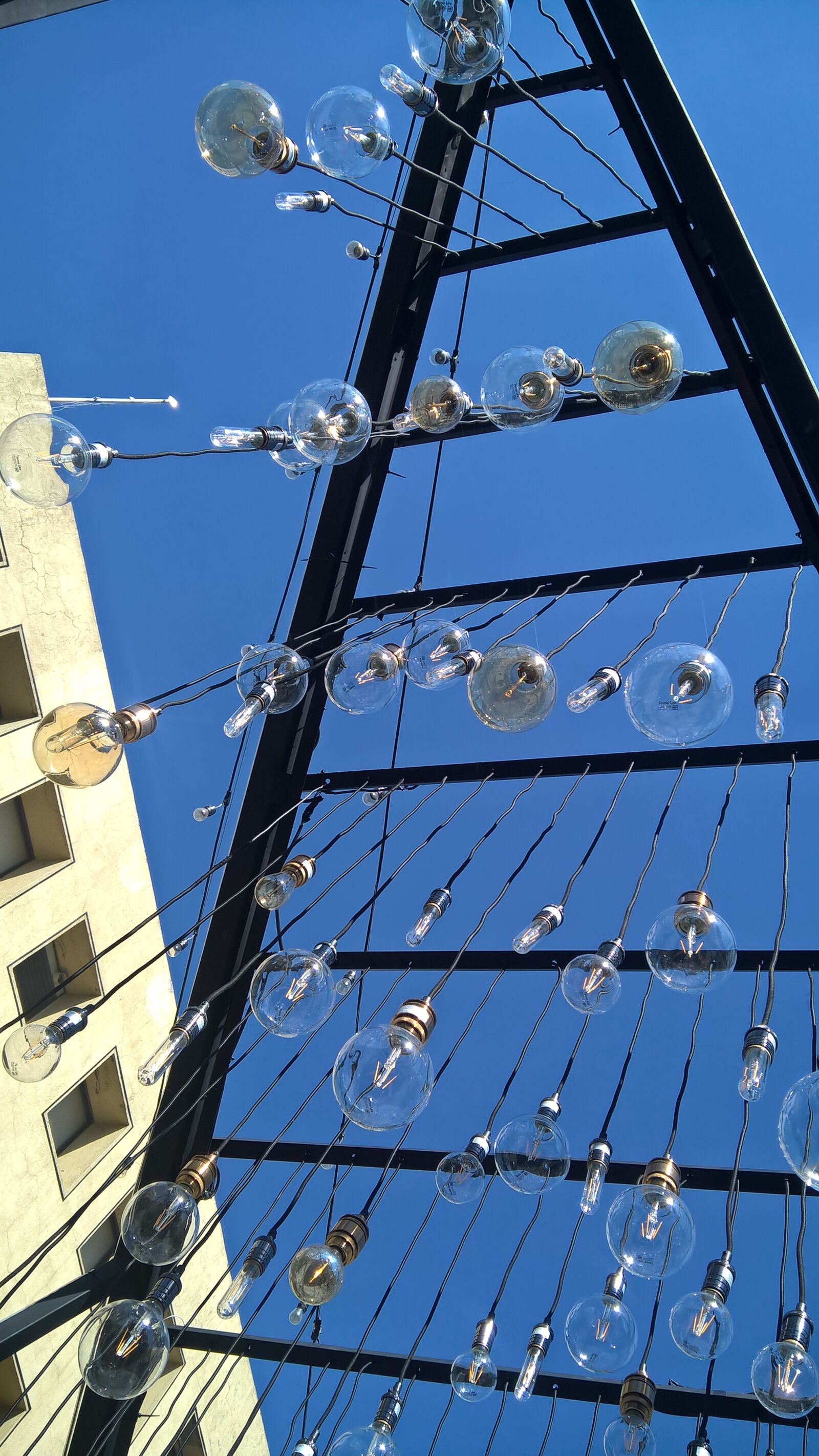 Microsoft Lumia 640 XL sample photo. Spotlights, light bulbs, contemporary photography