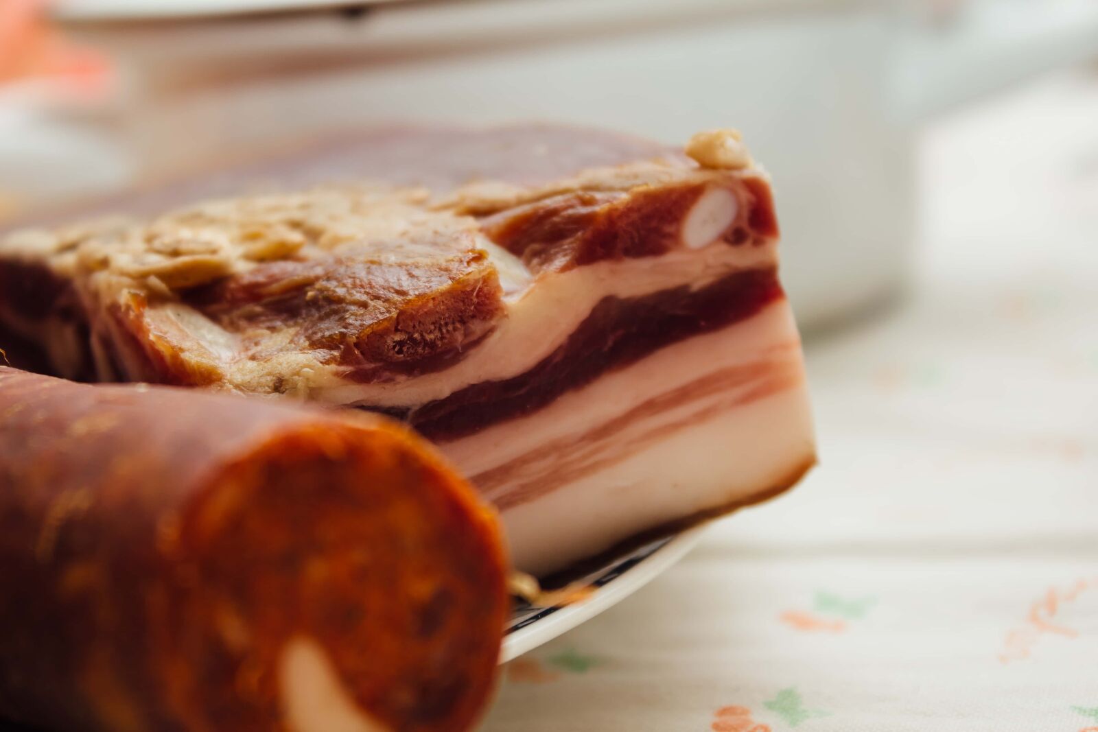 Canon EF-S 18-55mm F3.5-5.6 IS sample photo. Fat, bacon, pork, cholesterol photography