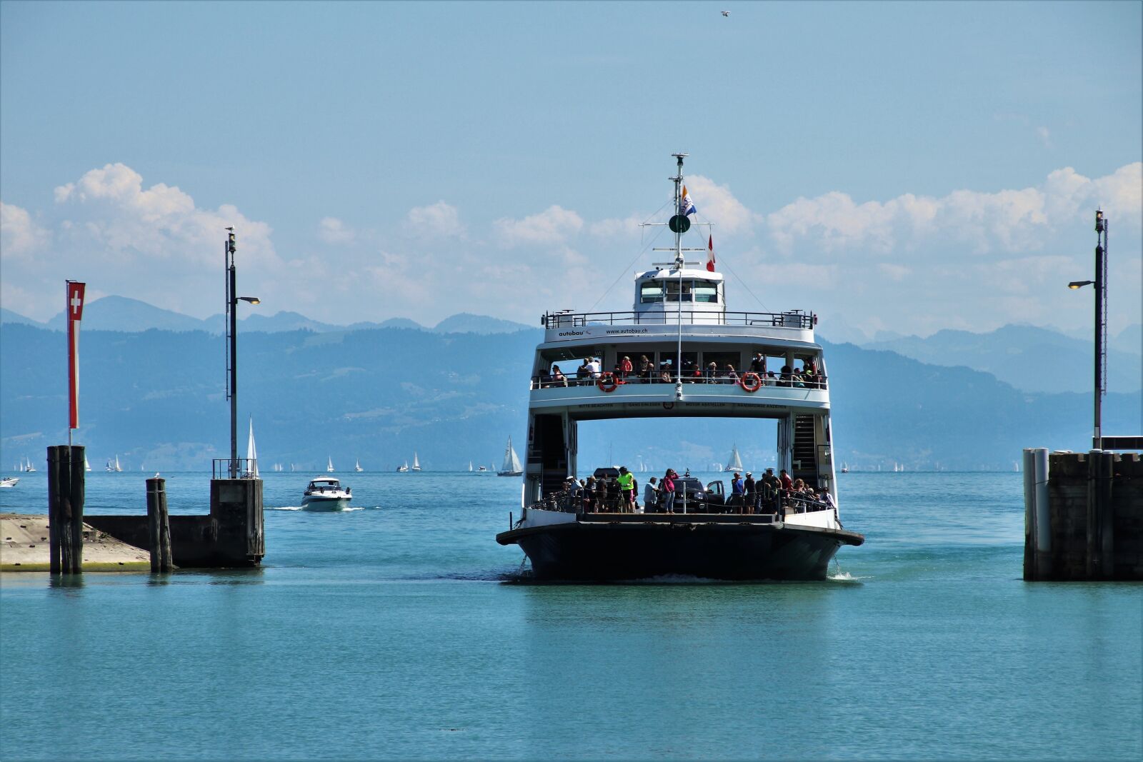 Canon EOS 80D sample photo. Ferry, cruise, swim photography