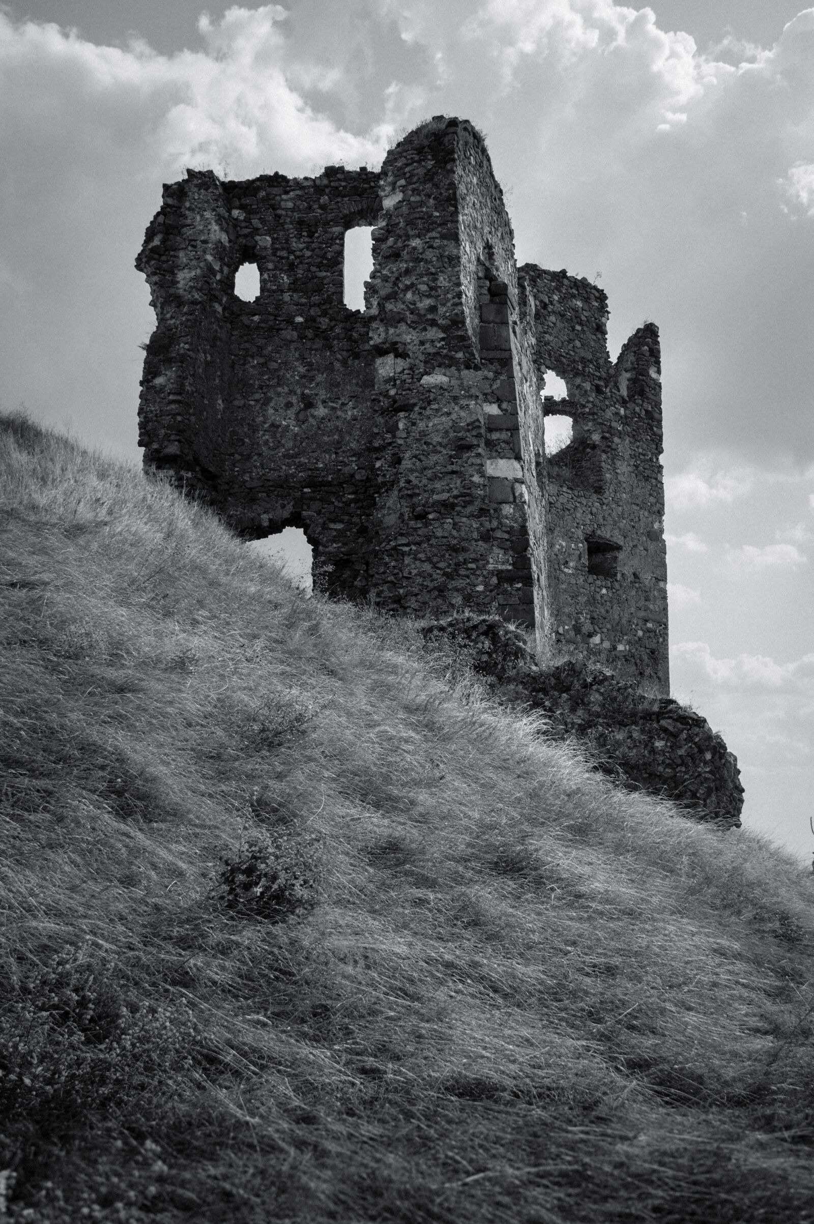 Nikon D3200 sample photo. Ruins, castle, blue photography
