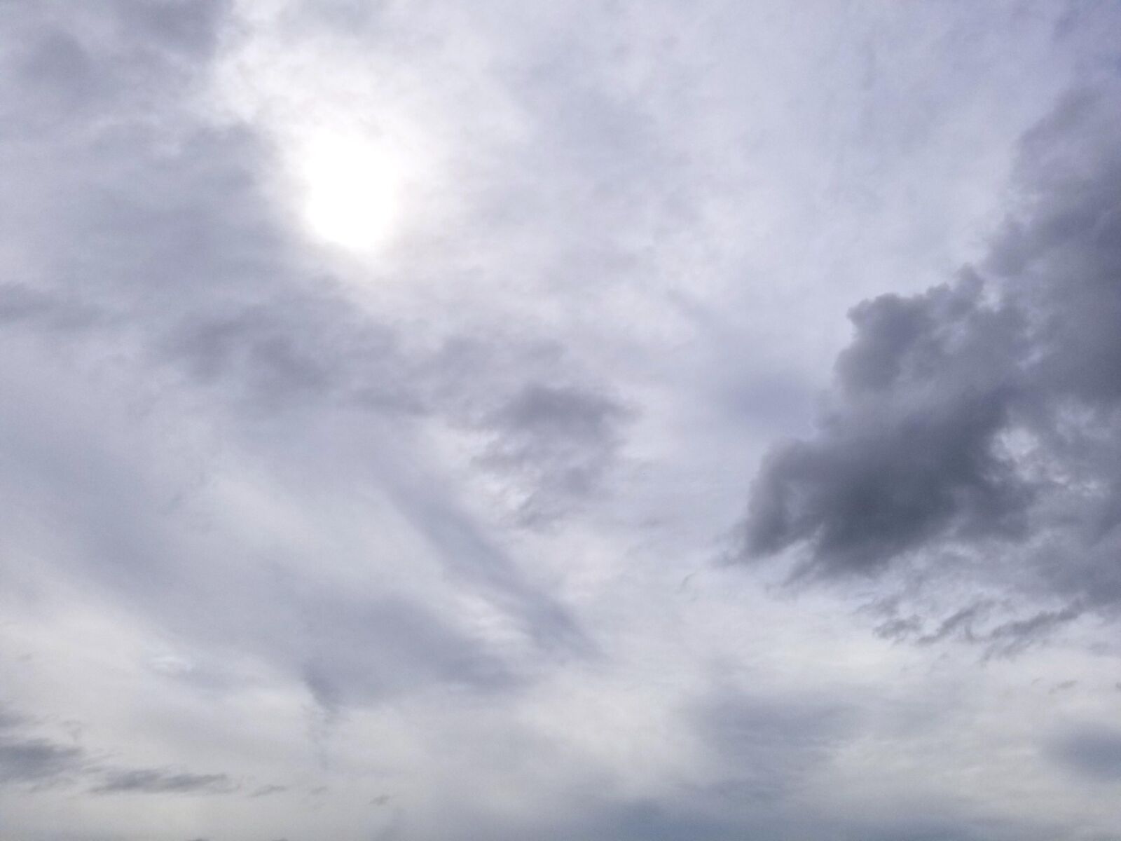 Samsung Galaxy S8 sample photo. Clouds, sun, sky photography