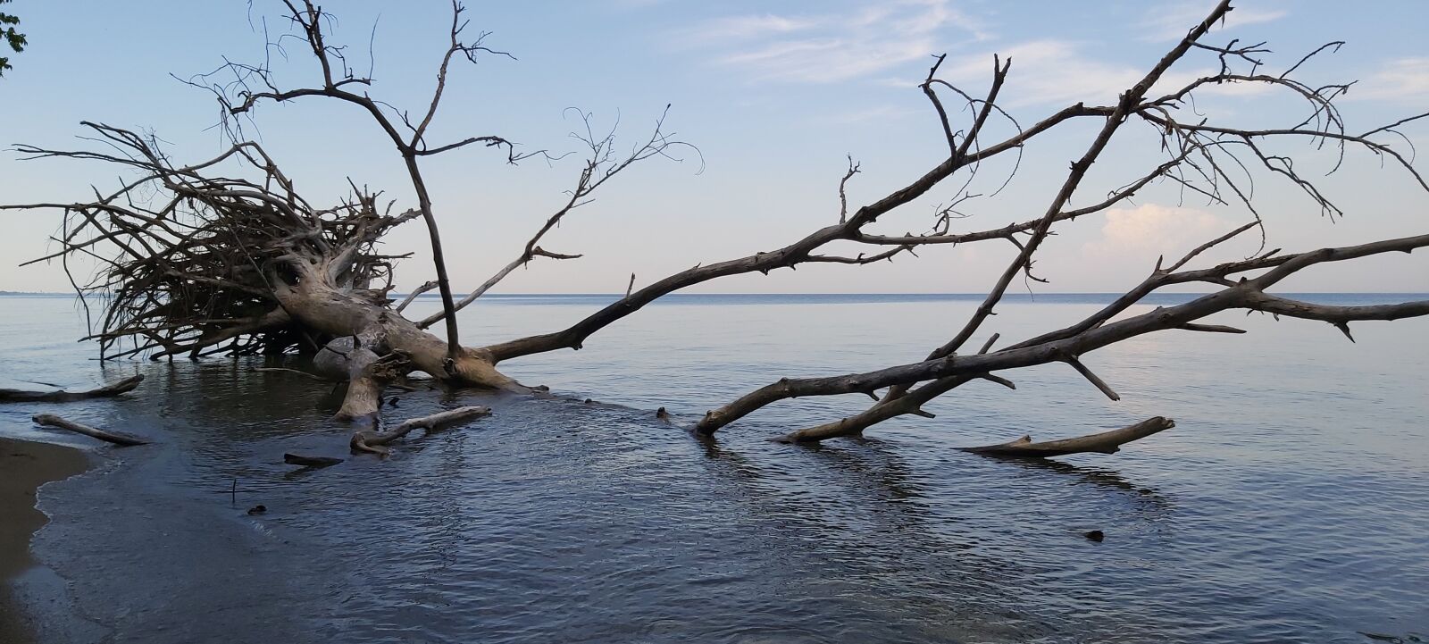 Samsung Galaxy A70 sample photo. Water, beach, nature photography