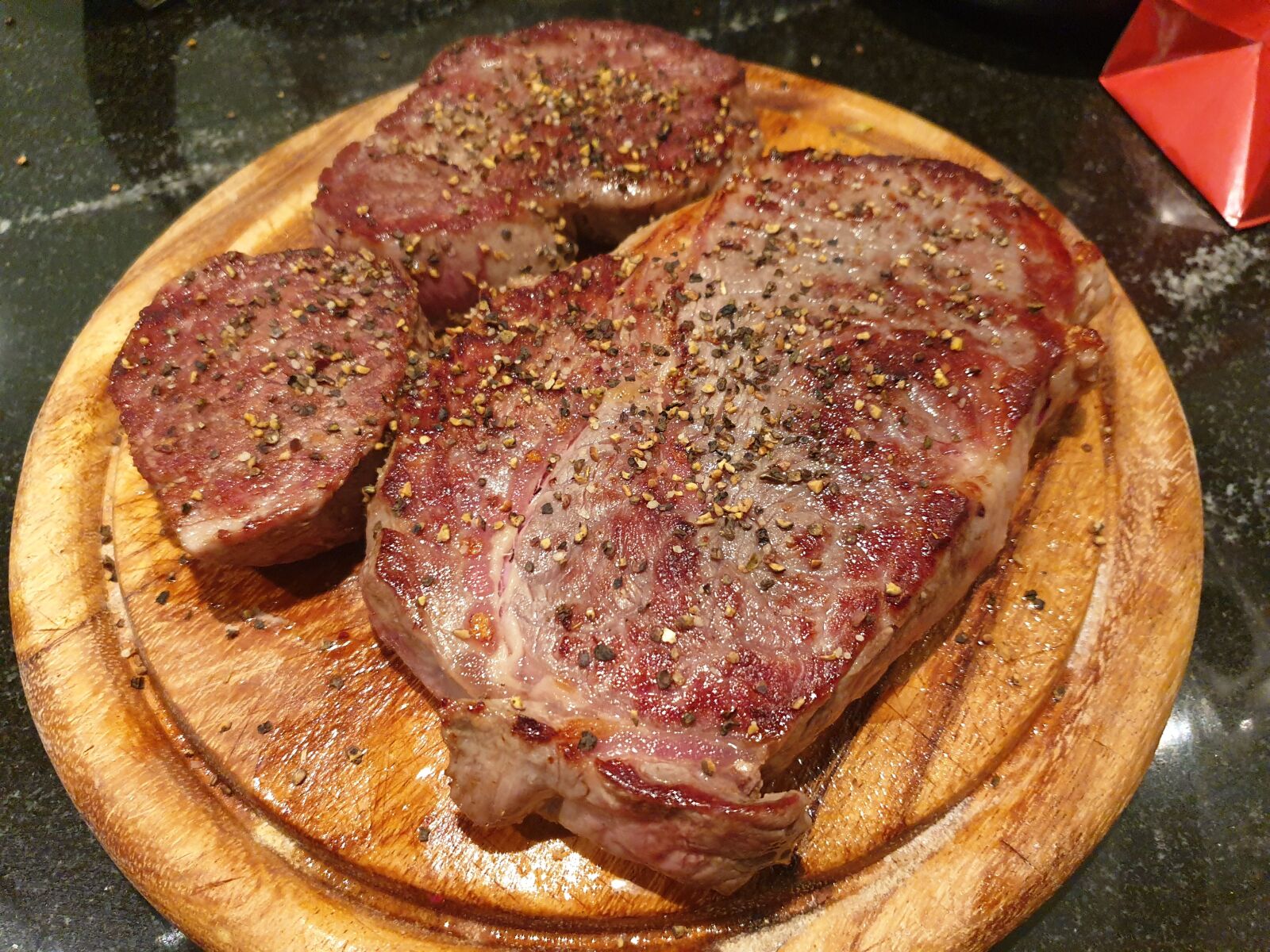 Samsung Galaxy S9+ sample photo. Steak, eat, cook photography