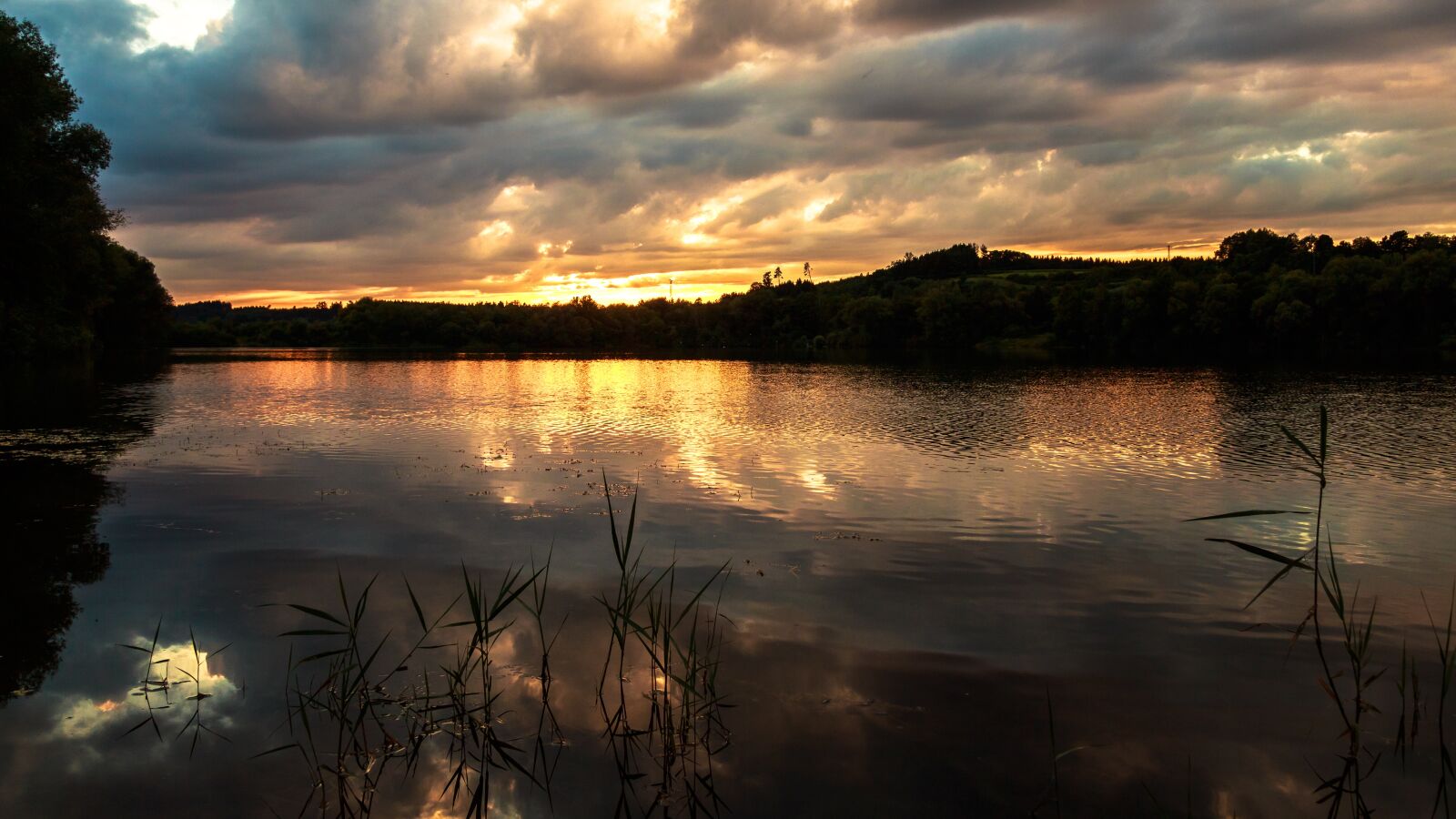 Canon EOS 650D (EOS Rebel T4i / EOS Kiss X6i) sample photo. Sunset, target began, lake photography