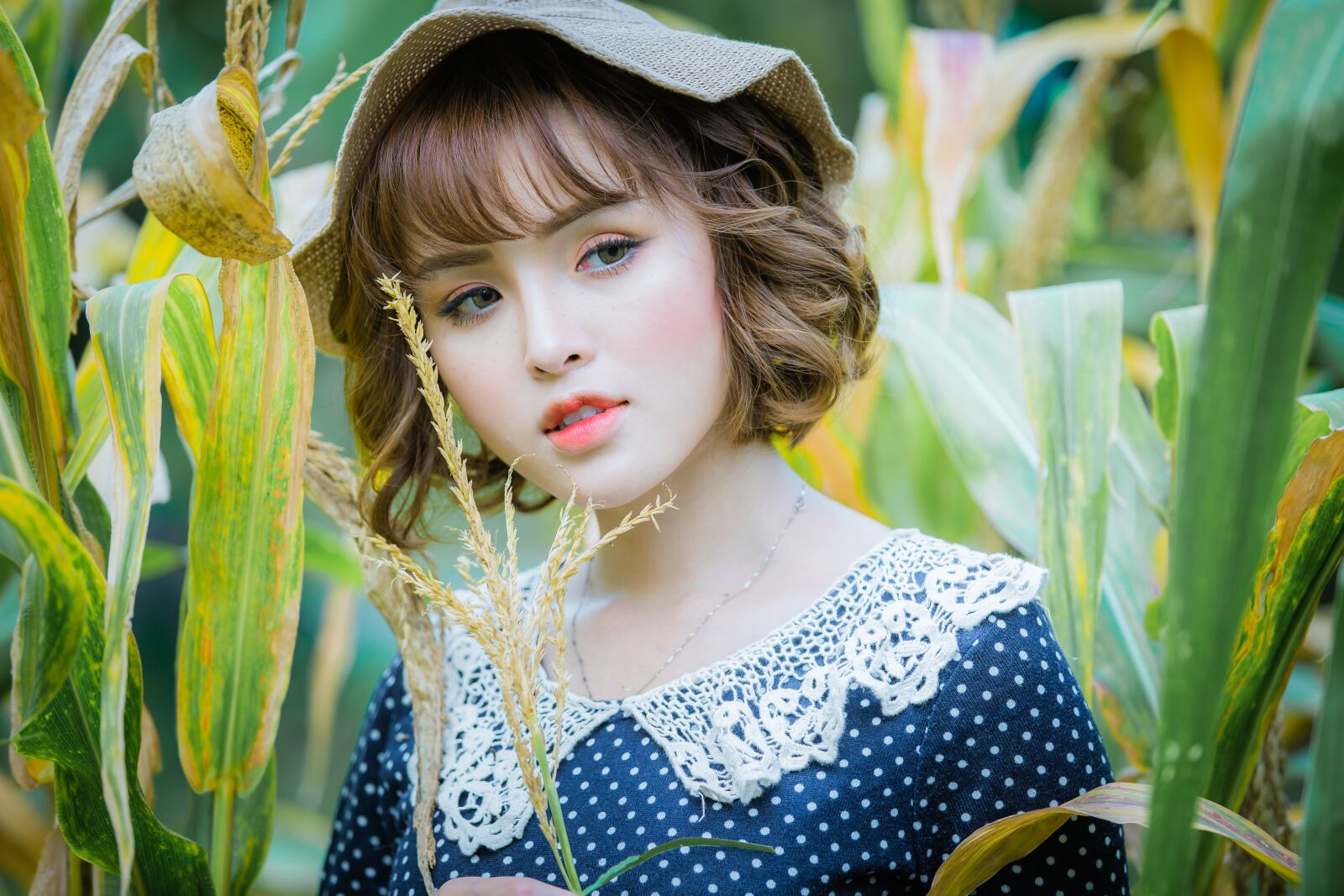 Canon EF 70-200mm F2.8L IS II USM sample photo. Girl, woman, people photography