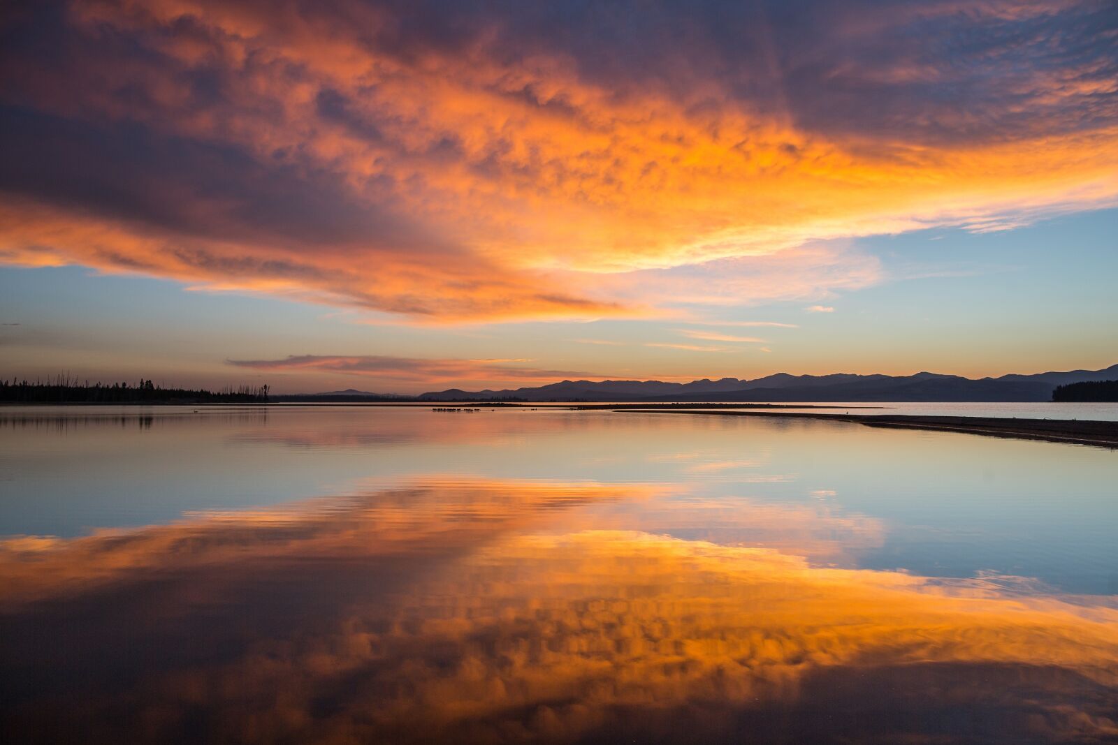 Canon EF 24mm F1.4L II USM sample photo. Sunrise, yellowstone lake, sky photography