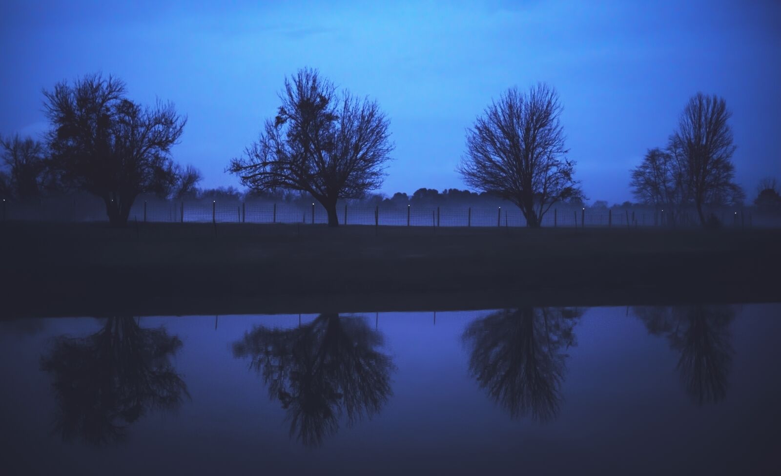 30mm F1.4 DC DN | Contemporary 016 sample photo. Pond, countryside, country photography